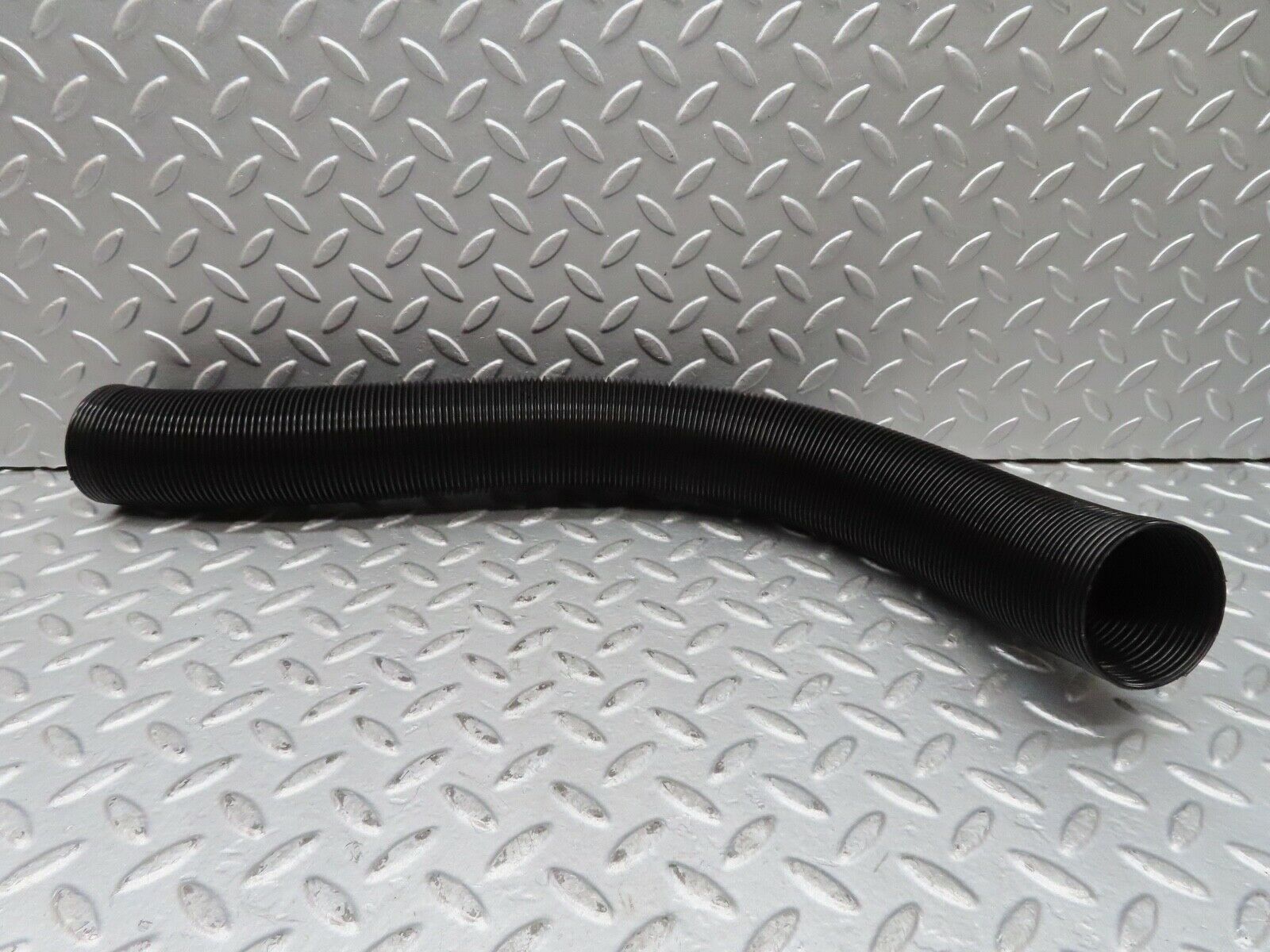 16831 Mercedes-Benz C123 280CE Coupe Dash Air Vent Pipe