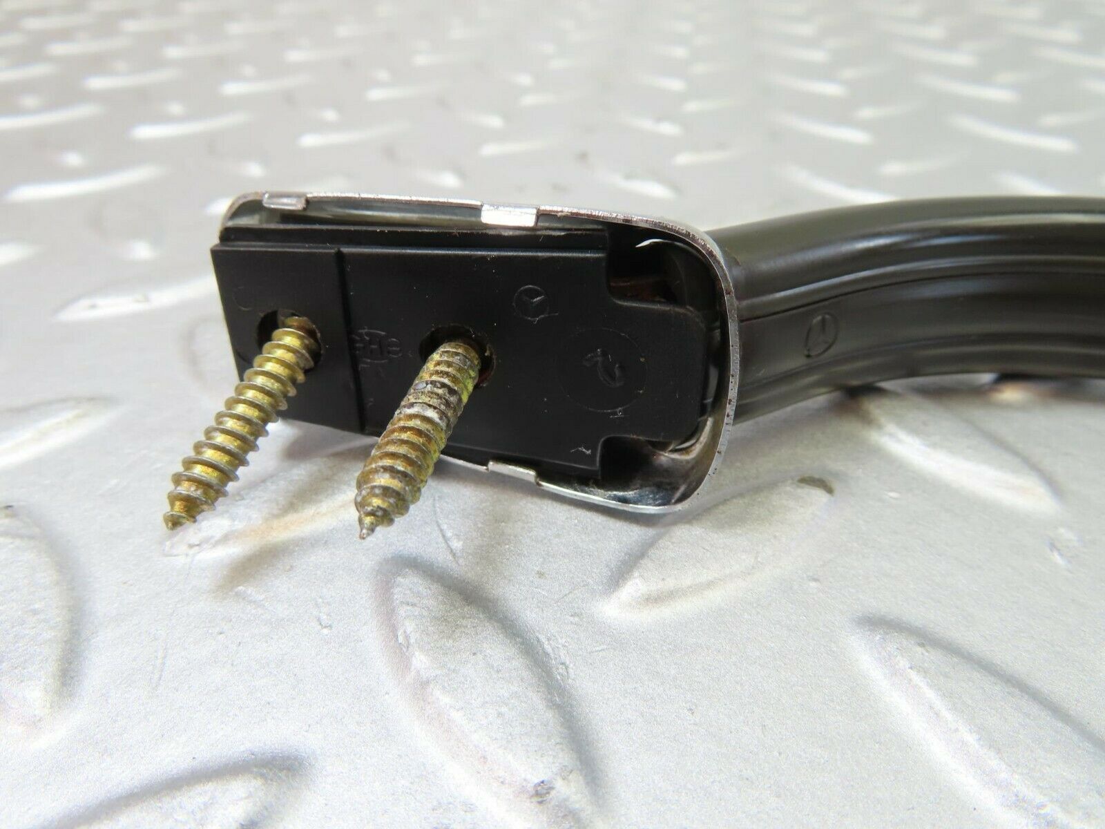 7304 Mercedes-Benz W116 450SE Interior Roof Grab Handle Front