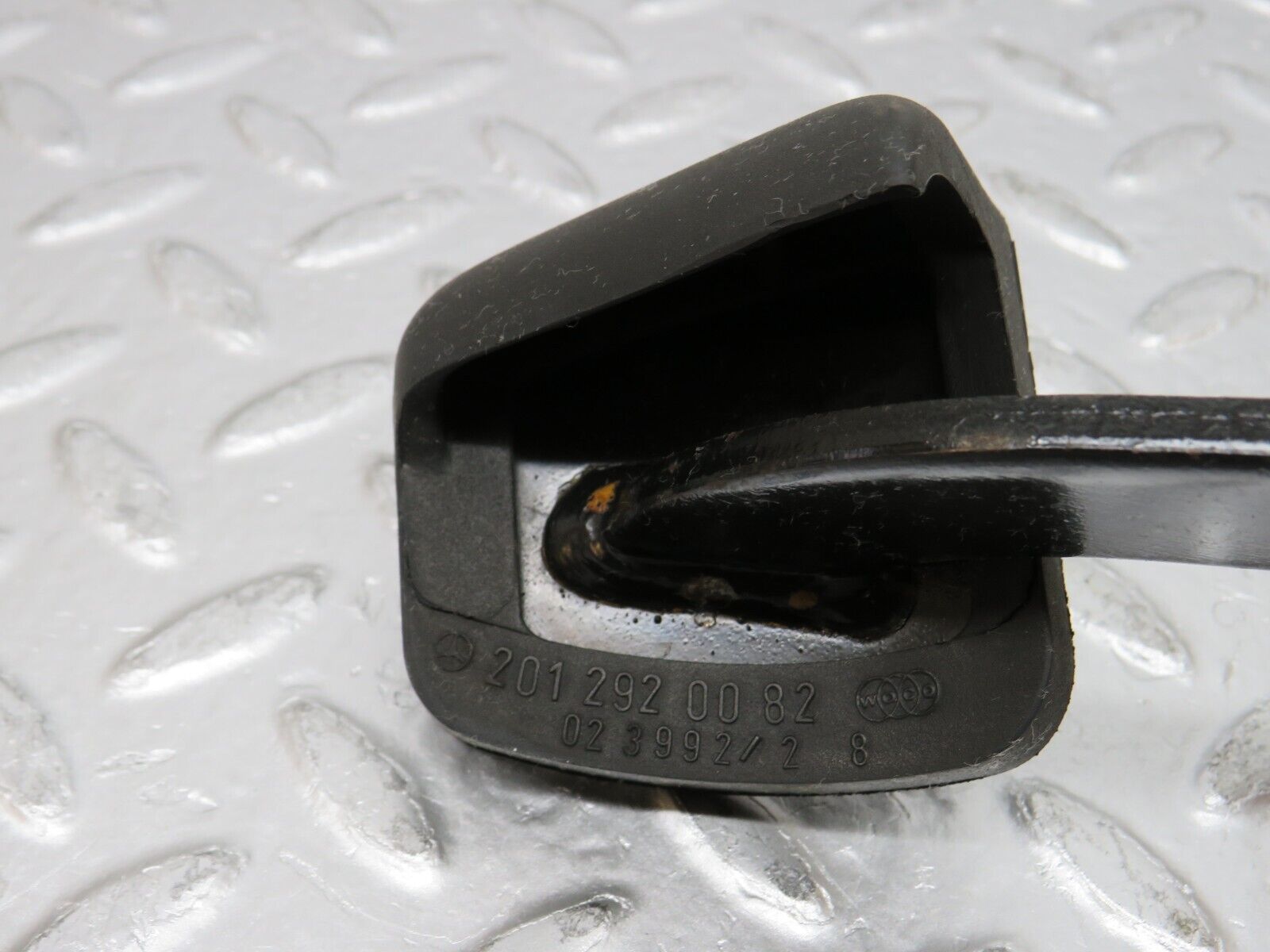 31351 Mercedes-Benz S124 220TE Wagon Brake Pedal With Rubber 2012920082