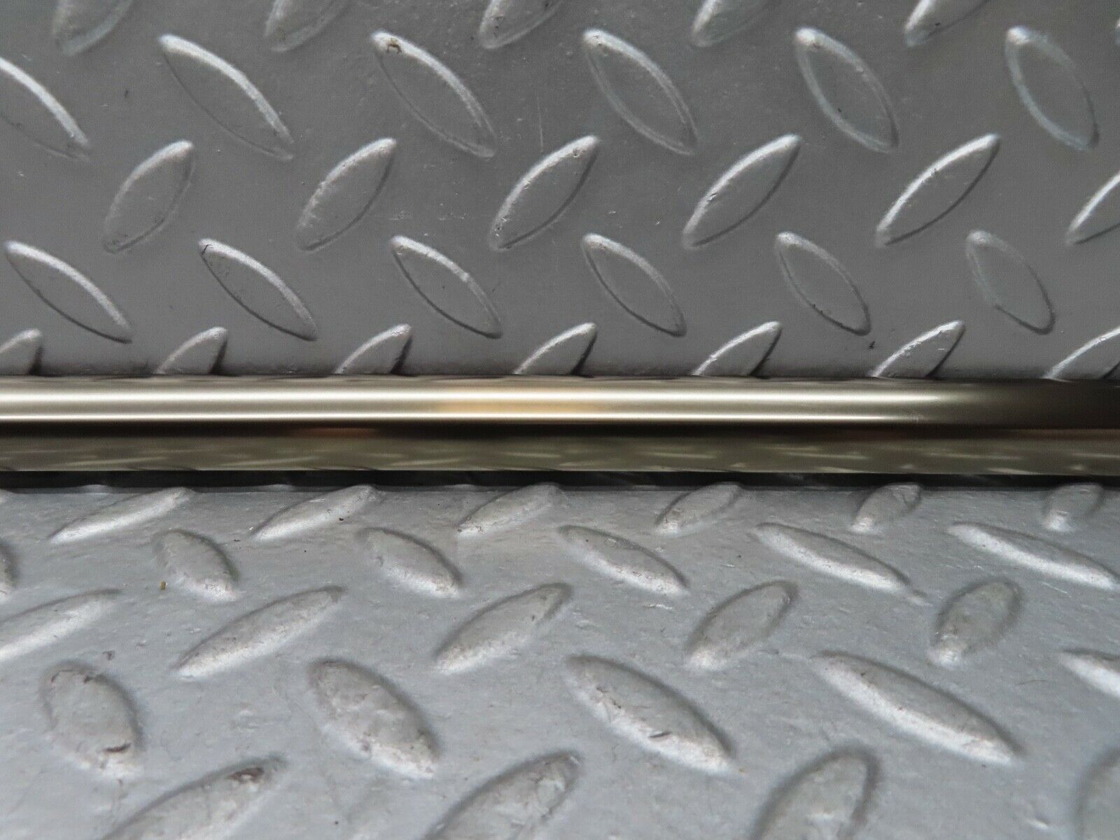 17378 Mercedes-Benz R129 300SL Coupe Right Door Chrome Trim