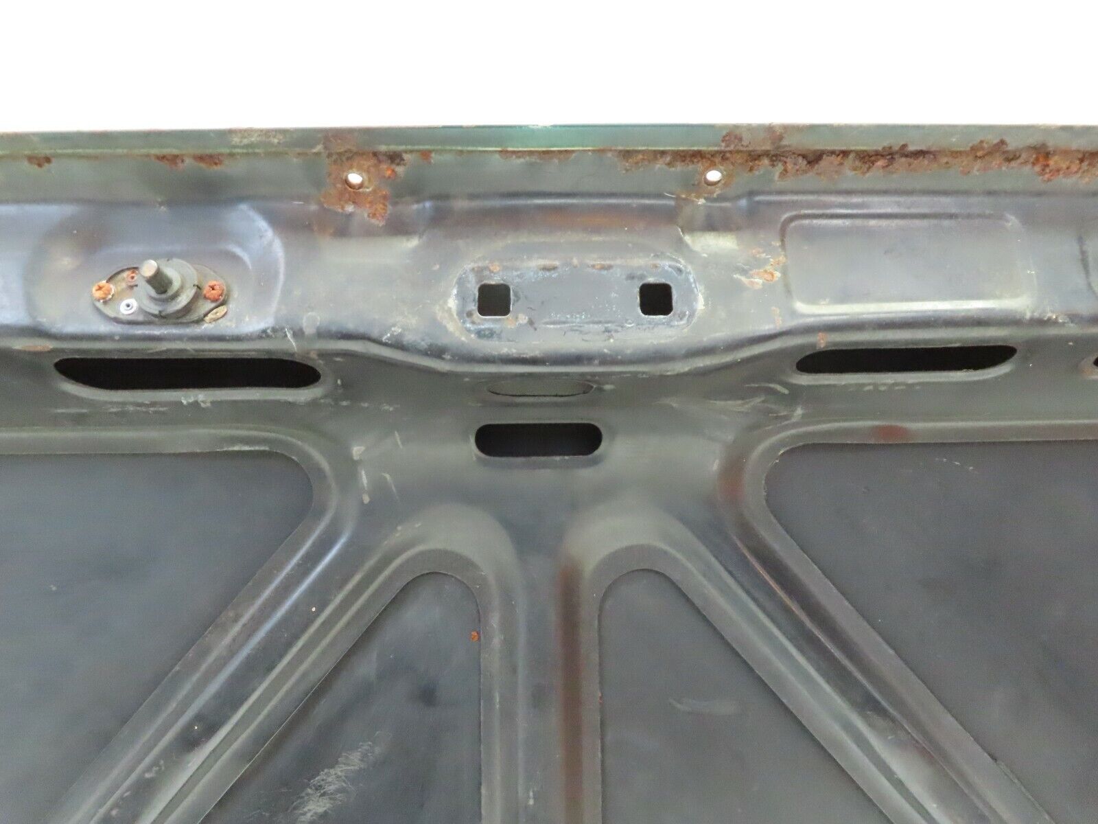 7925 Mercedes-Benz W115 220D Boot Lid Trunk Door