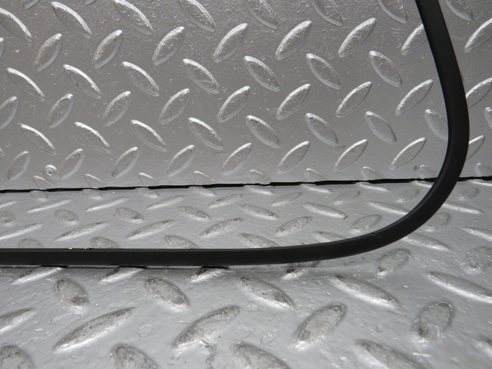 30180 Porsche 924 Rear Left Quarter Window Frame