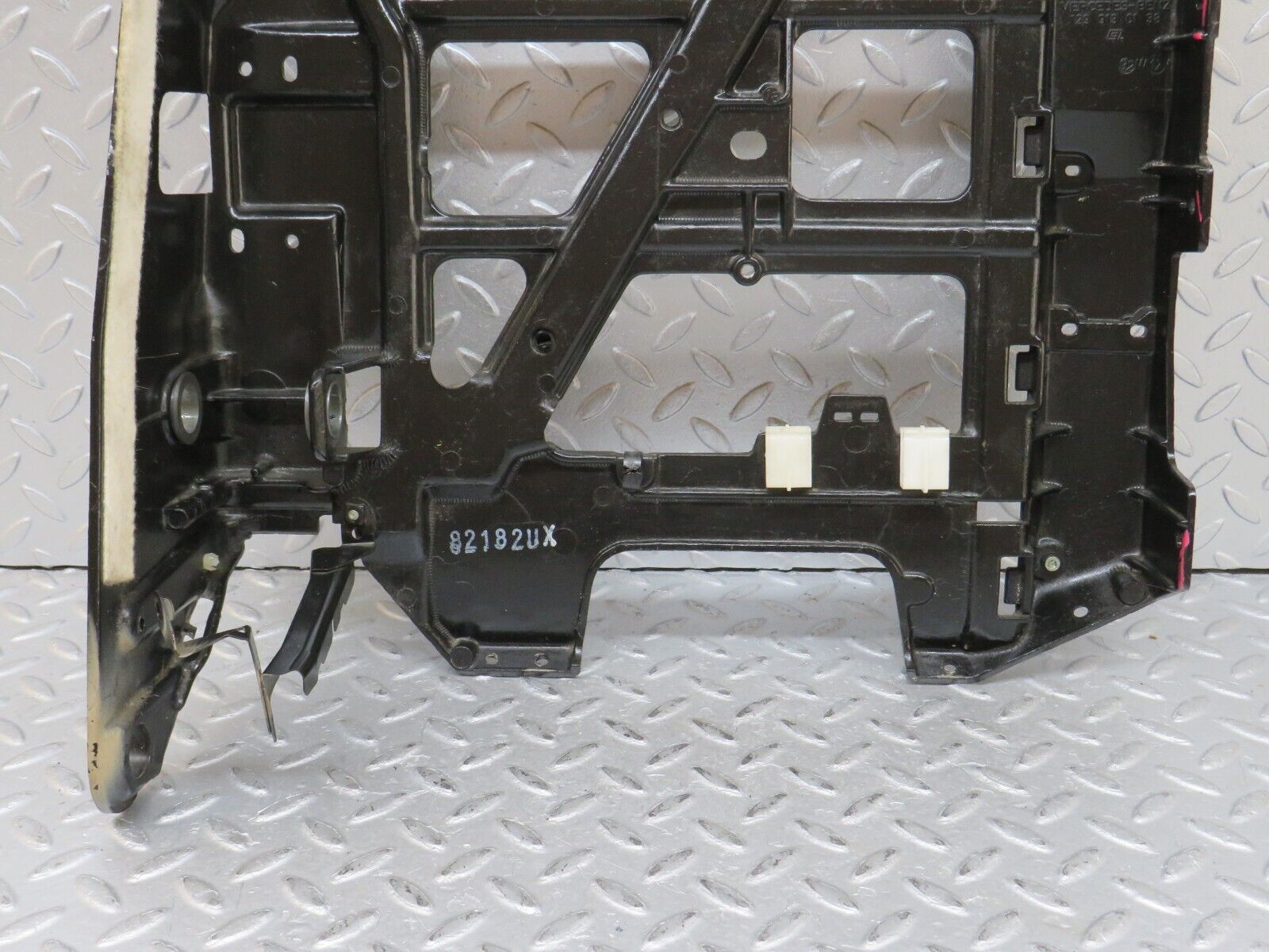 36832 Mercedes-Benz R129 300SL-24 Front Left Seat Backrest 1299130138