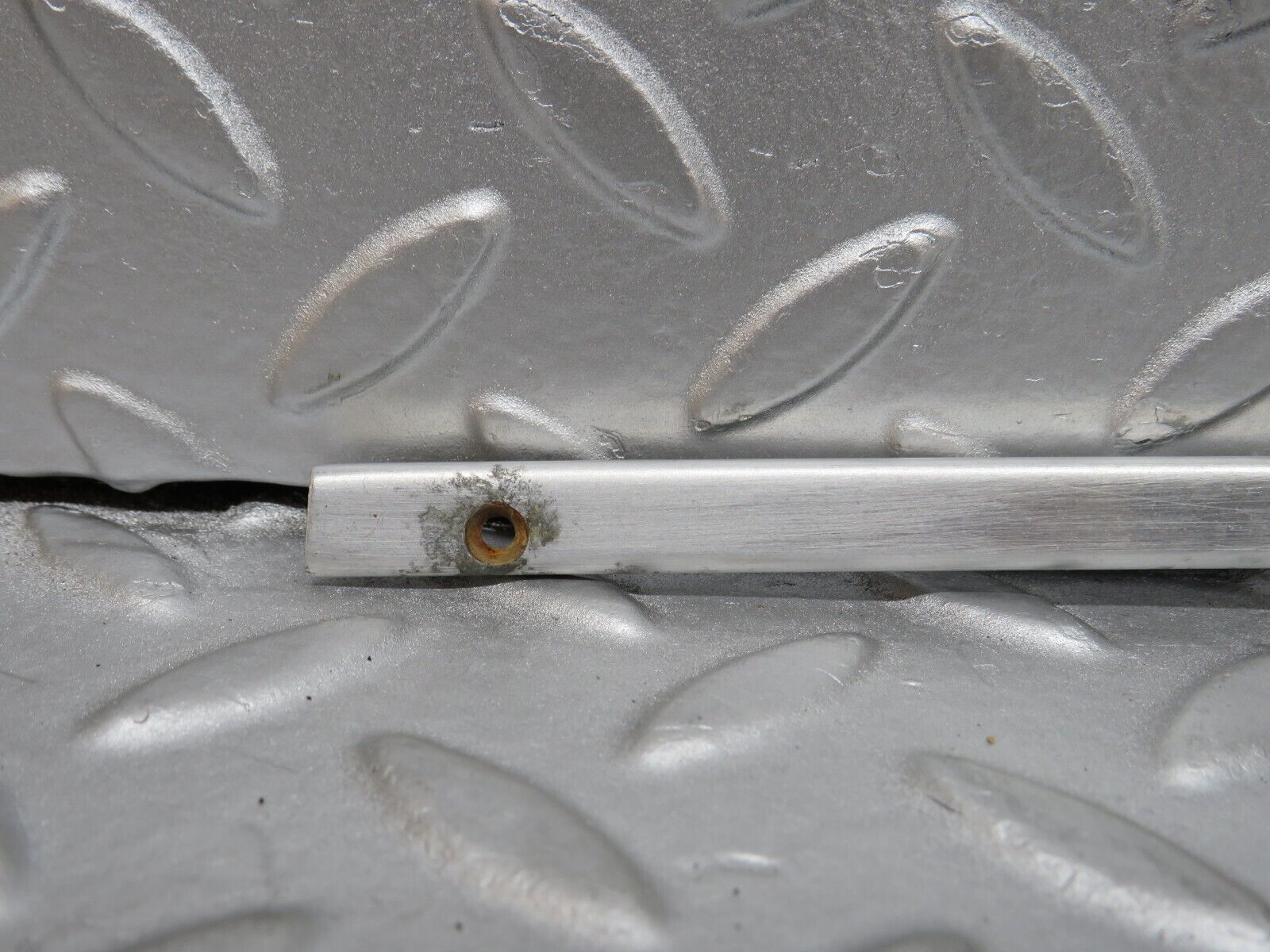 36216 Mercedes-Benz W126 420SE Sunroof Chrome Trim