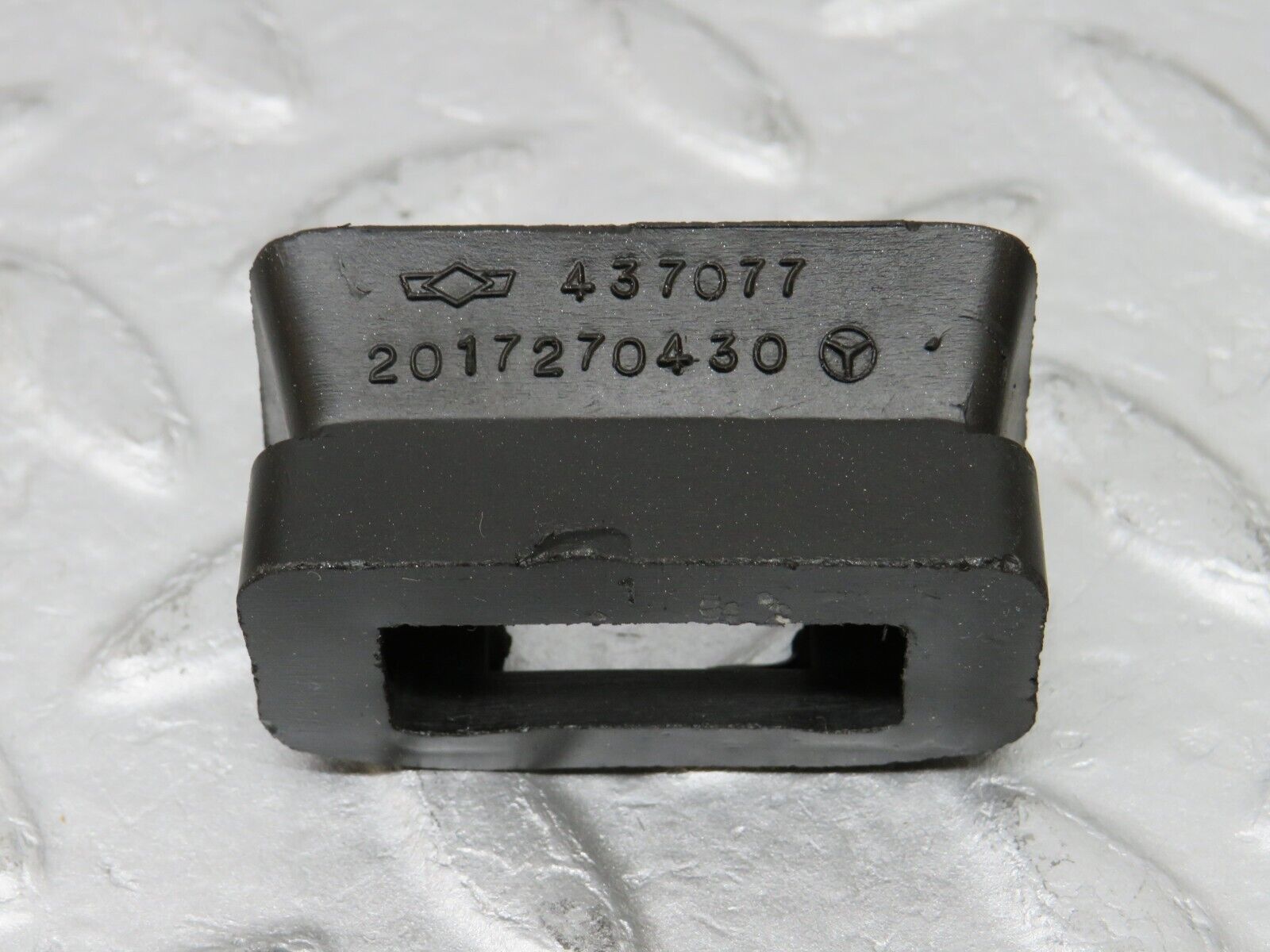 36586 Mercedes-Benz W201 190E 2.0L Door Check Strap Rubber Seal 2x 2017270430