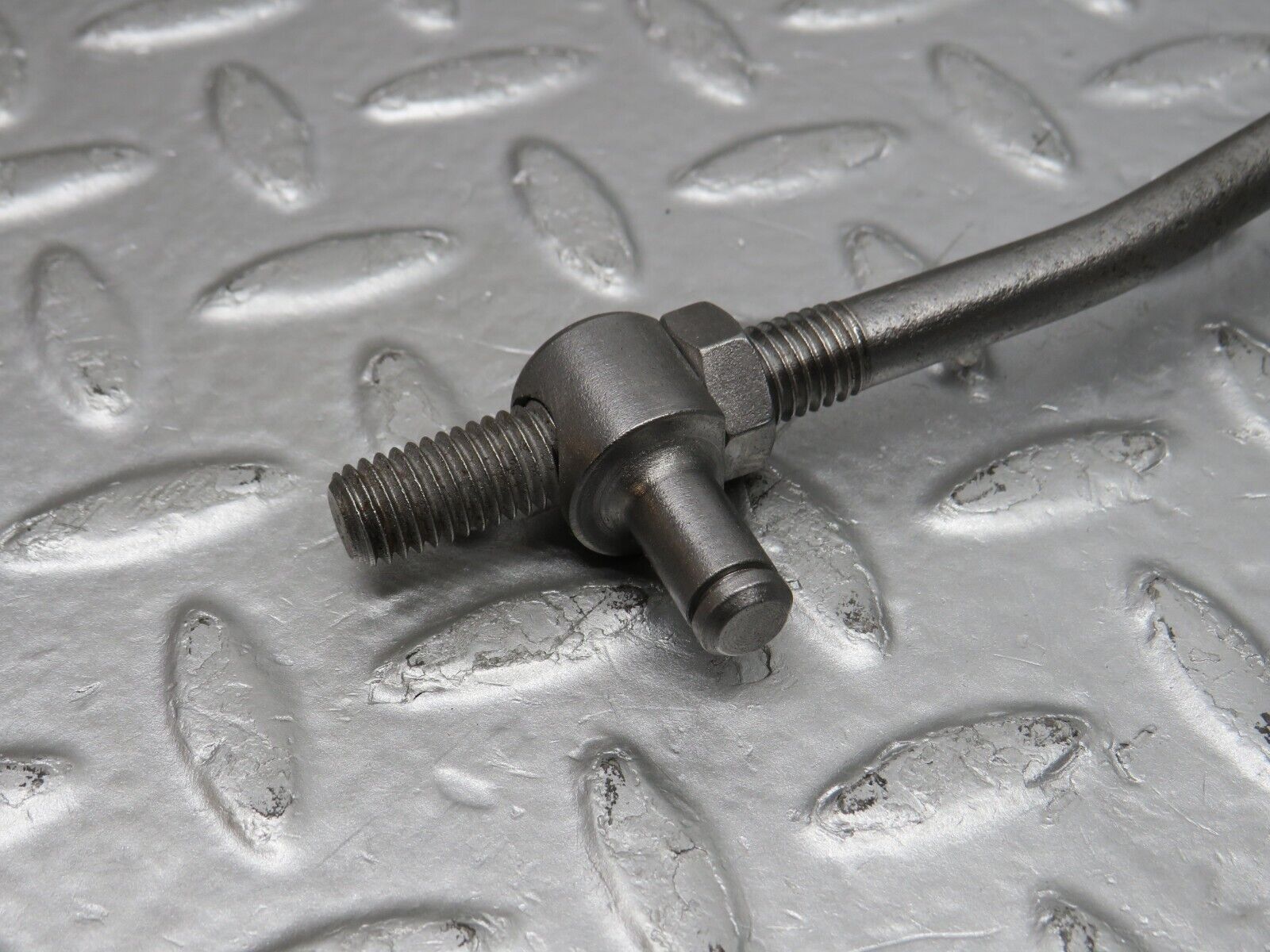 38989 Mercedes-Benz W201 190E 2.6L Automatic Gearbox Linkage