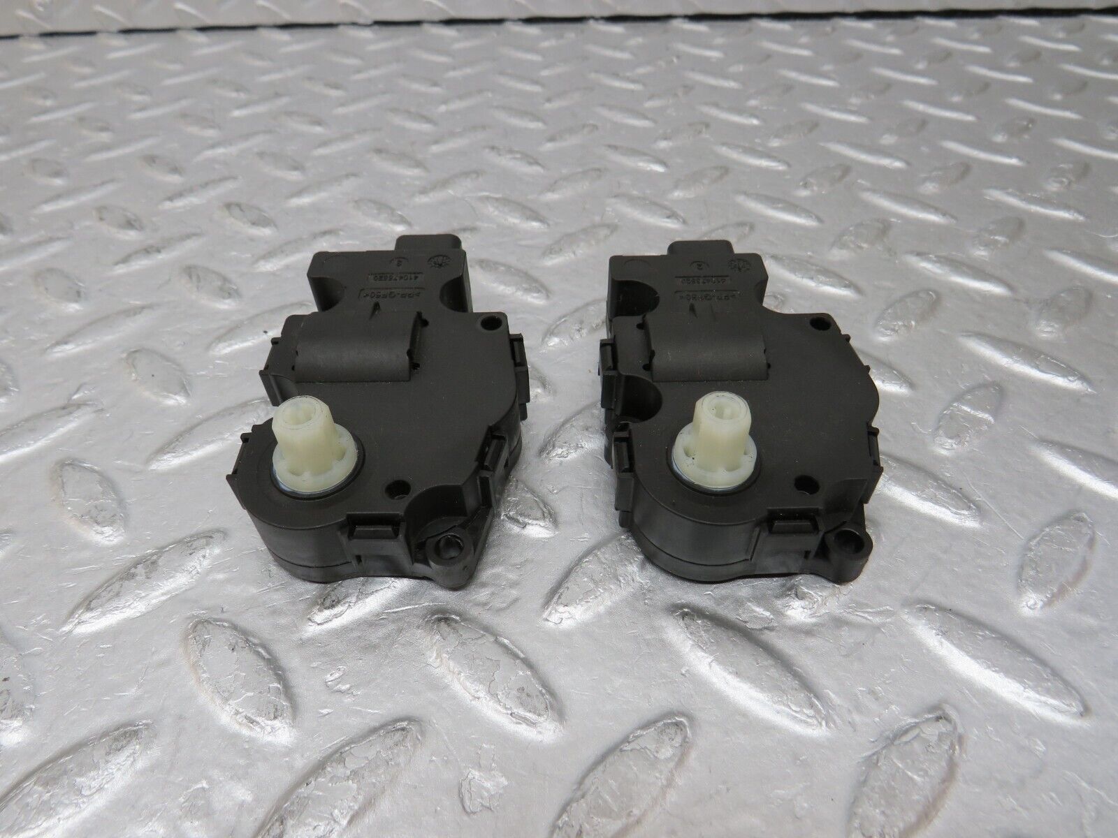 35275 Mercedes-Benz W221 Heater Actuator Motor 2x