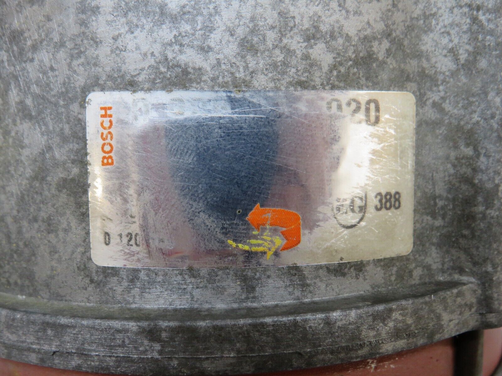 37368 Mercedes-Benz W109 300SEL Alternator Generator Bosch