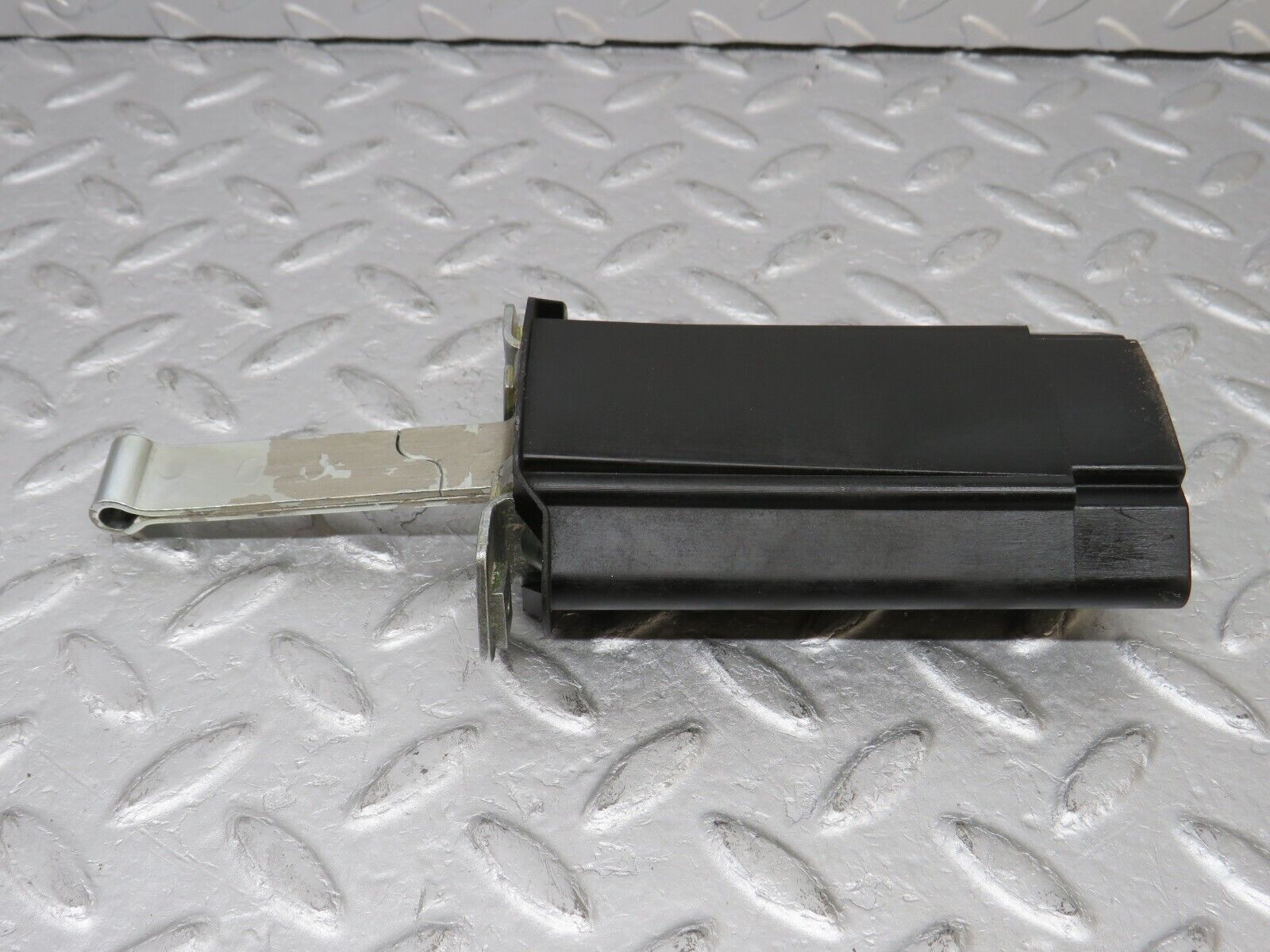 36635 Mercedes-Benz W201 190E 2.0L Door Safety Check Strap