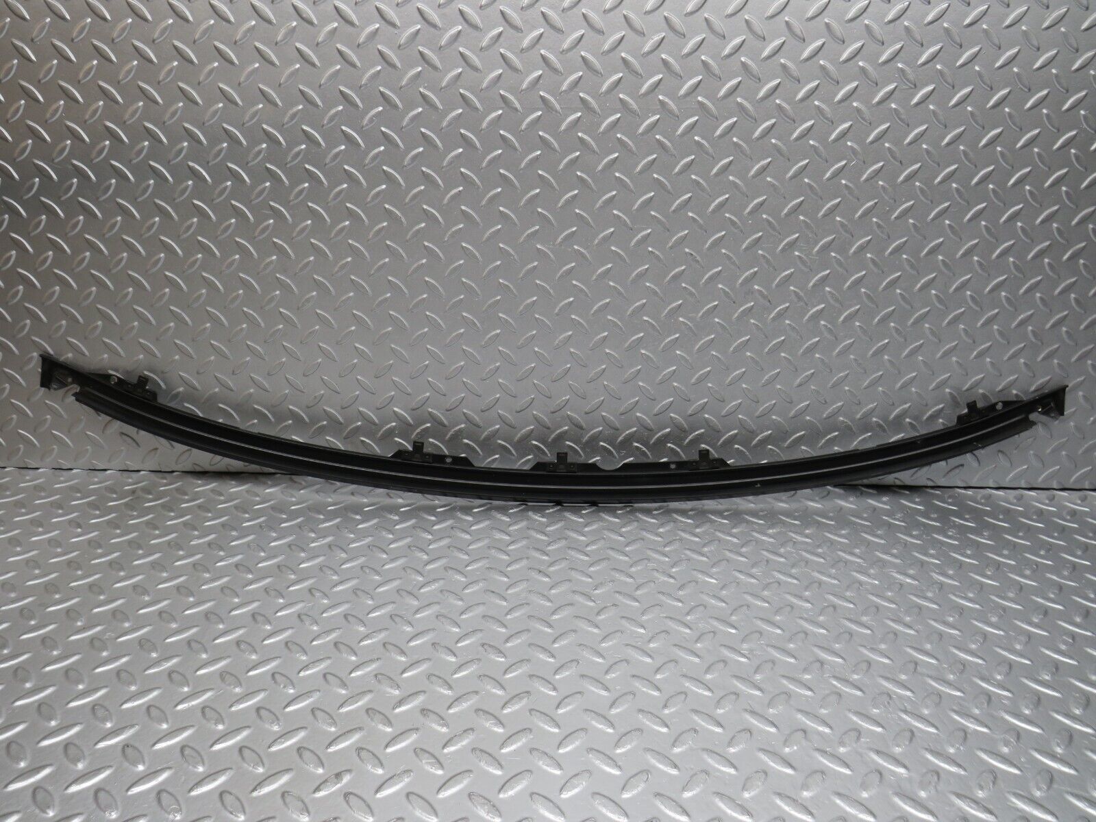39804 Mercedes-Benz R129 320SL Coupe Front Windscreen Top Moulding Trim