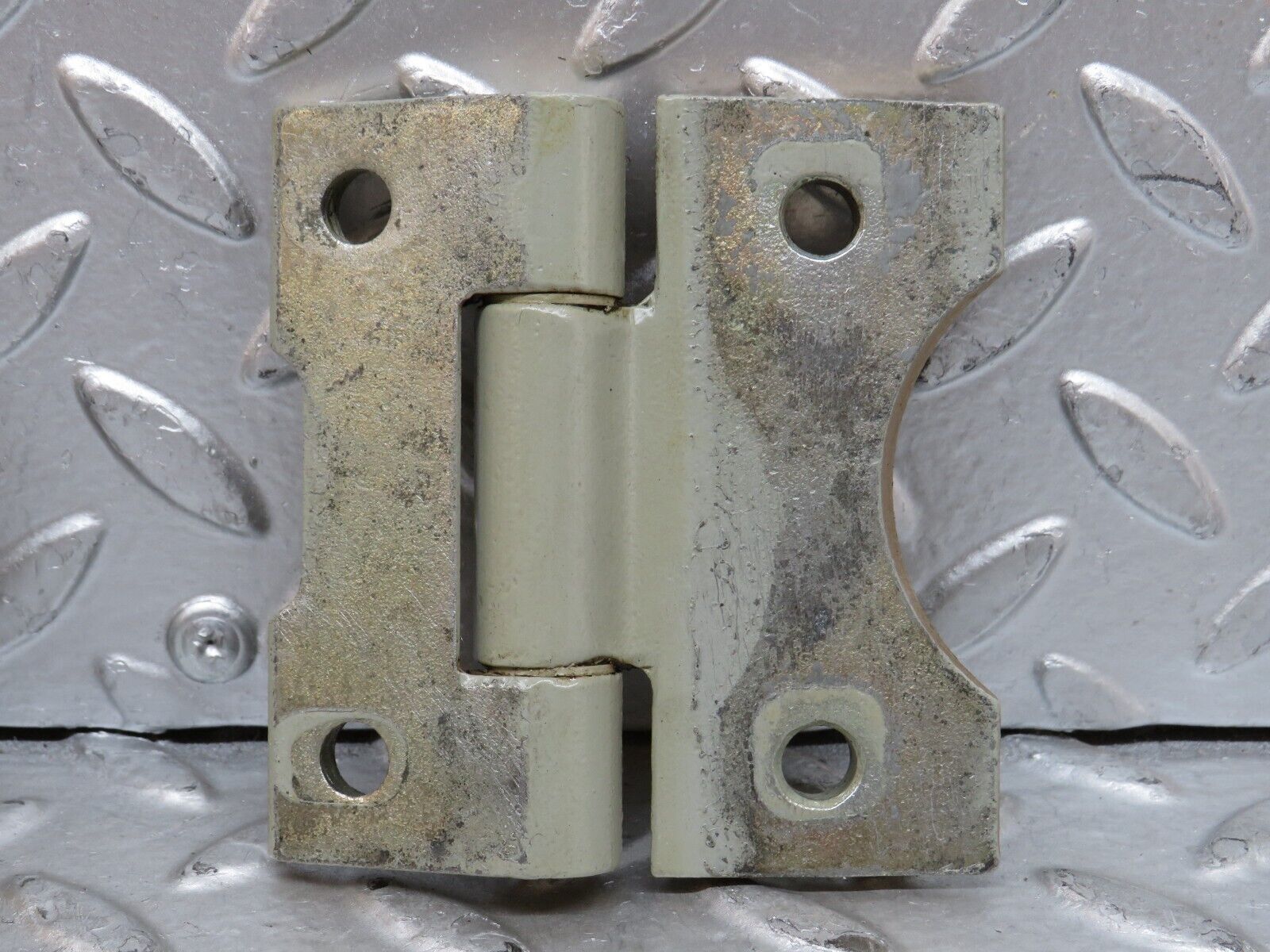 28361 Mercedes-Benz S123 240D Wagon Door Hinge Pair 1237200037