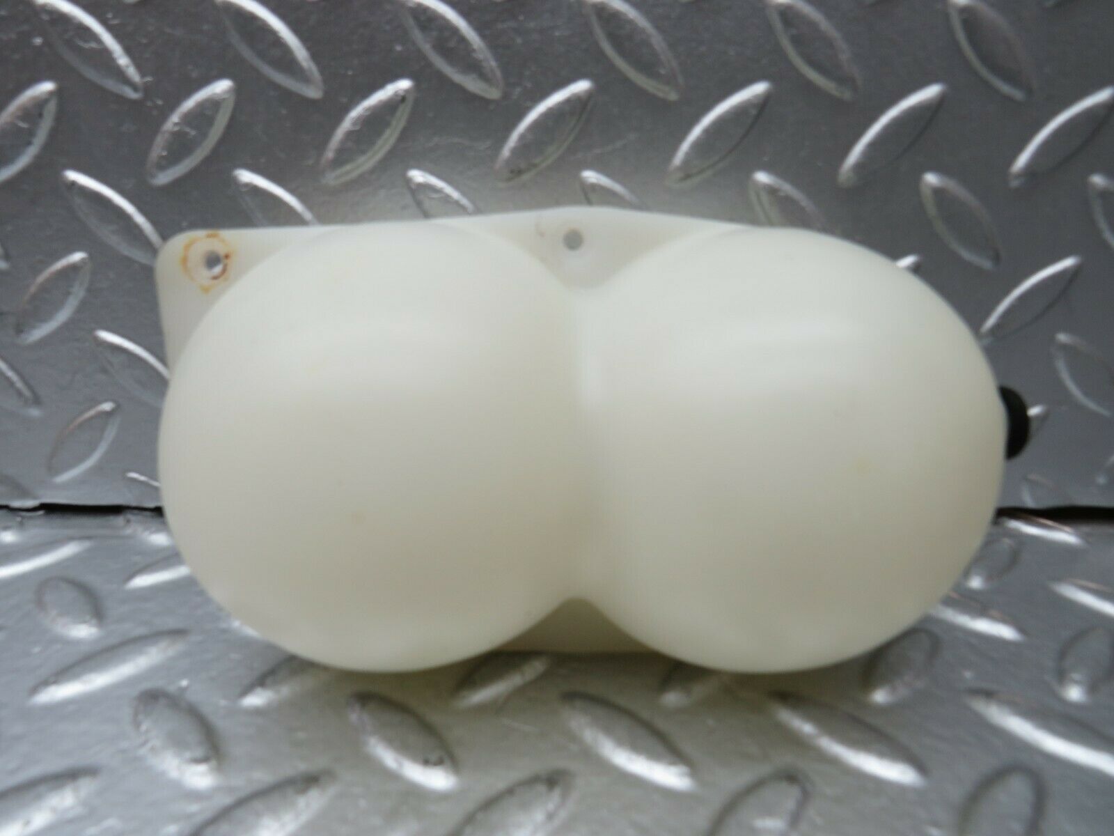 23991 Mercedes-Benz W123 280E Vacuum Reservoir Tank