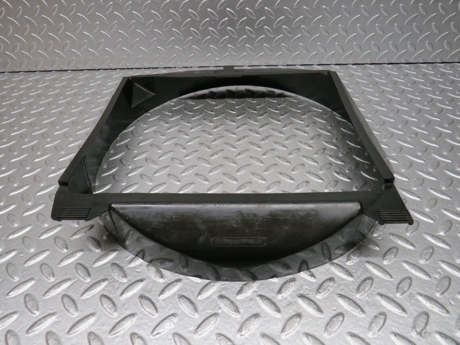 31645 Mercedes-Benz W201 190LE 1.8L Engine Fan Shroud 2015050755