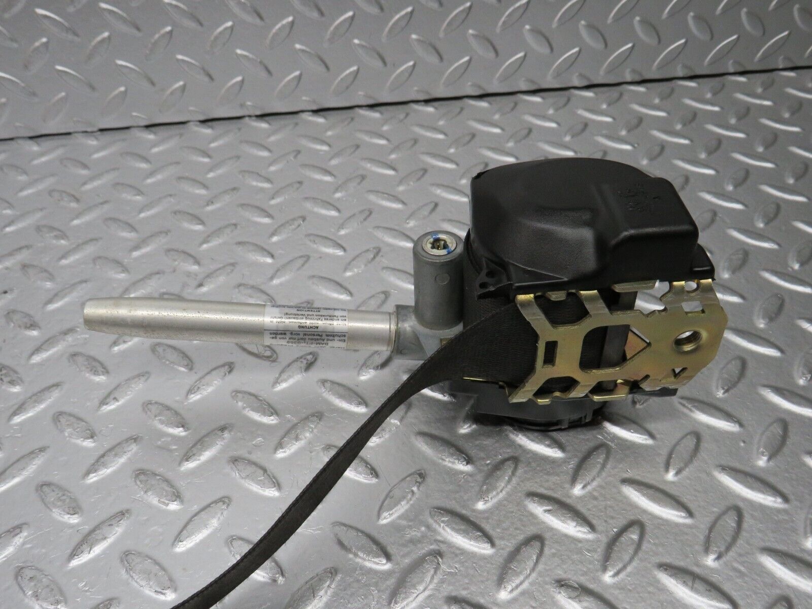 30559 Mercedes-Benz W124 230E Front Left Seat Belt With Buckle 1248600586