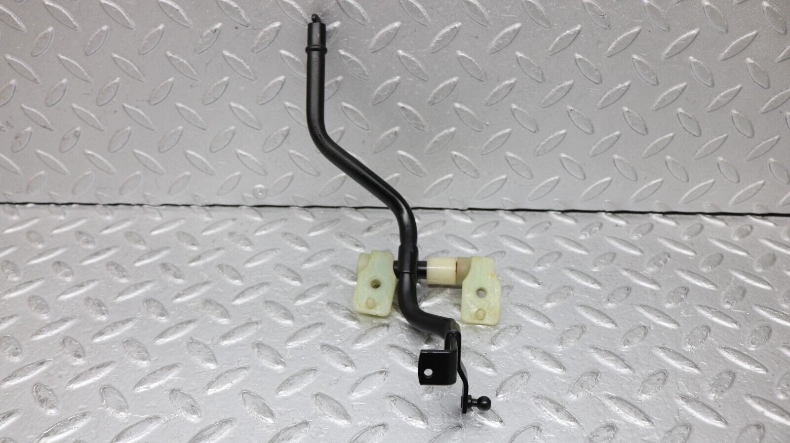 37244 Mercedes-Benz C126 420SEC Coupe Accelerator Pedal Linkage