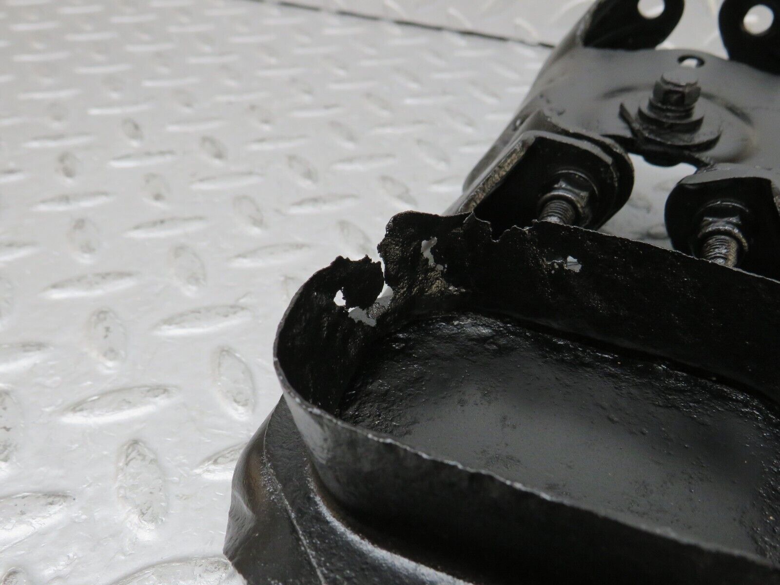 35789 Mercedes-Benz W108 Gearbox Mount Bracket