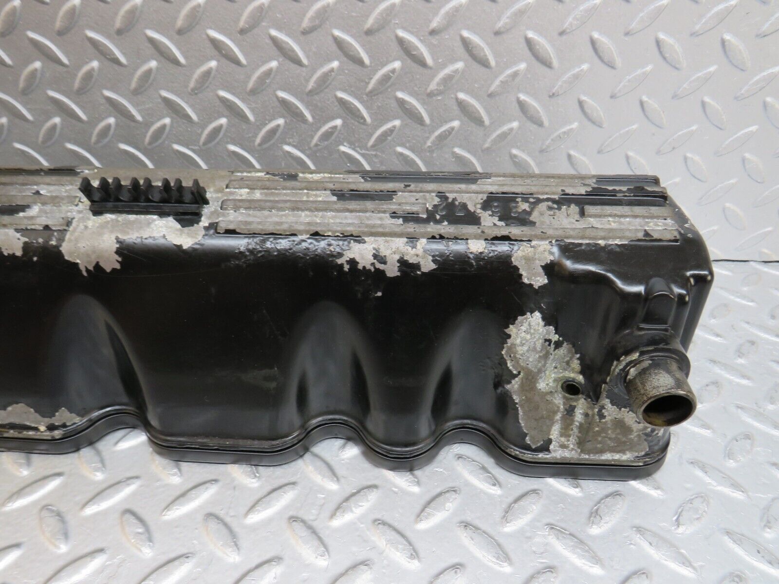 37166 Mercedes-Benz C126 420SEC Coupe Cylinder Head Valve Cover Right 1170160705