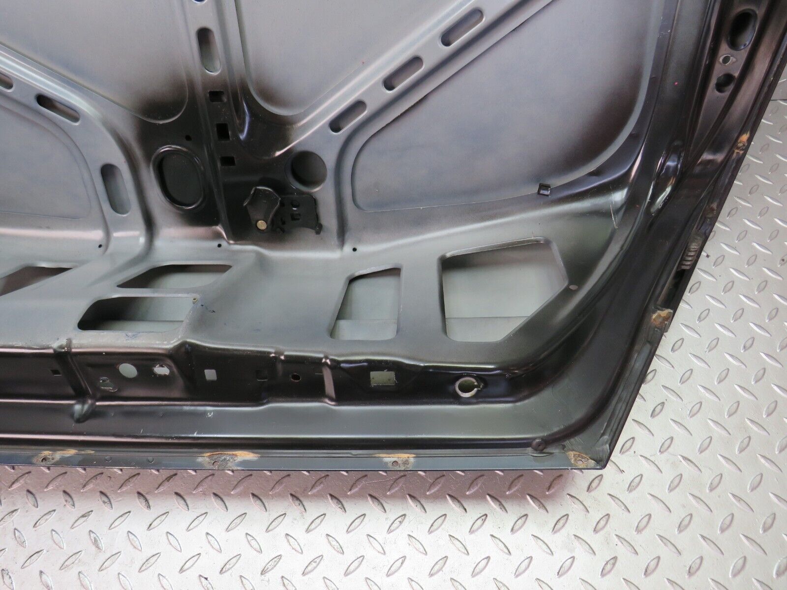 29202 Mercedes-Benz C124 320CE Coupe Boot Lid Trunk Door