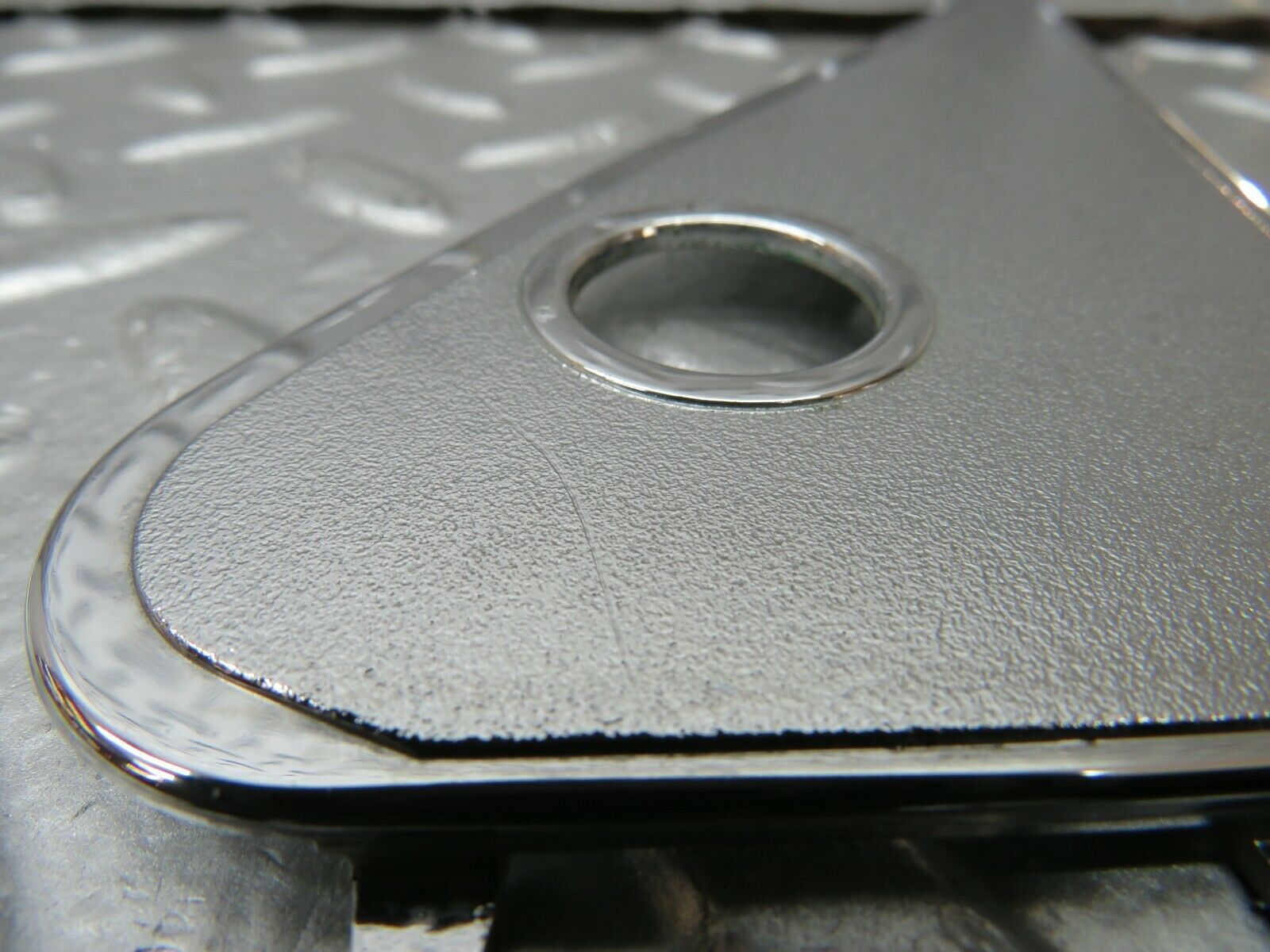 23986 Mercedes-Benz W123 280E Mirror Triangle Cover Right 1237250811