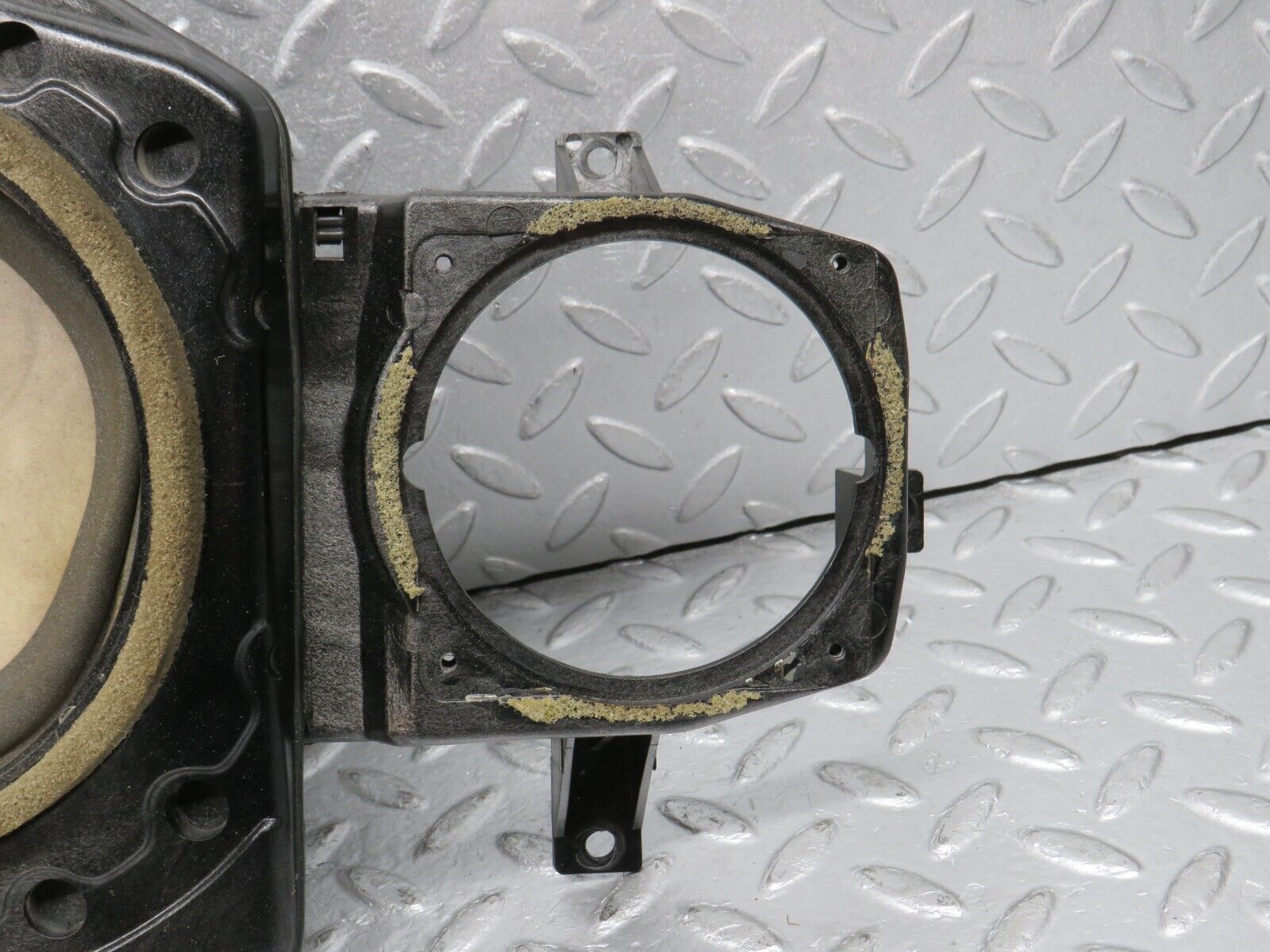 38445 Mercedes-Benz R129 280SL Coupe Left Door Speaker 1298200902