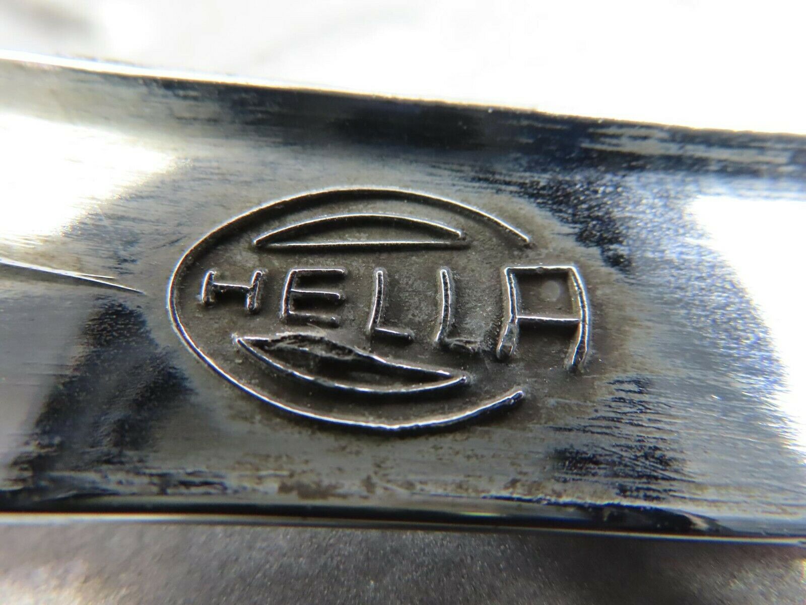 8142 Mercedes-Benz W114 Headlight Chrome Frame