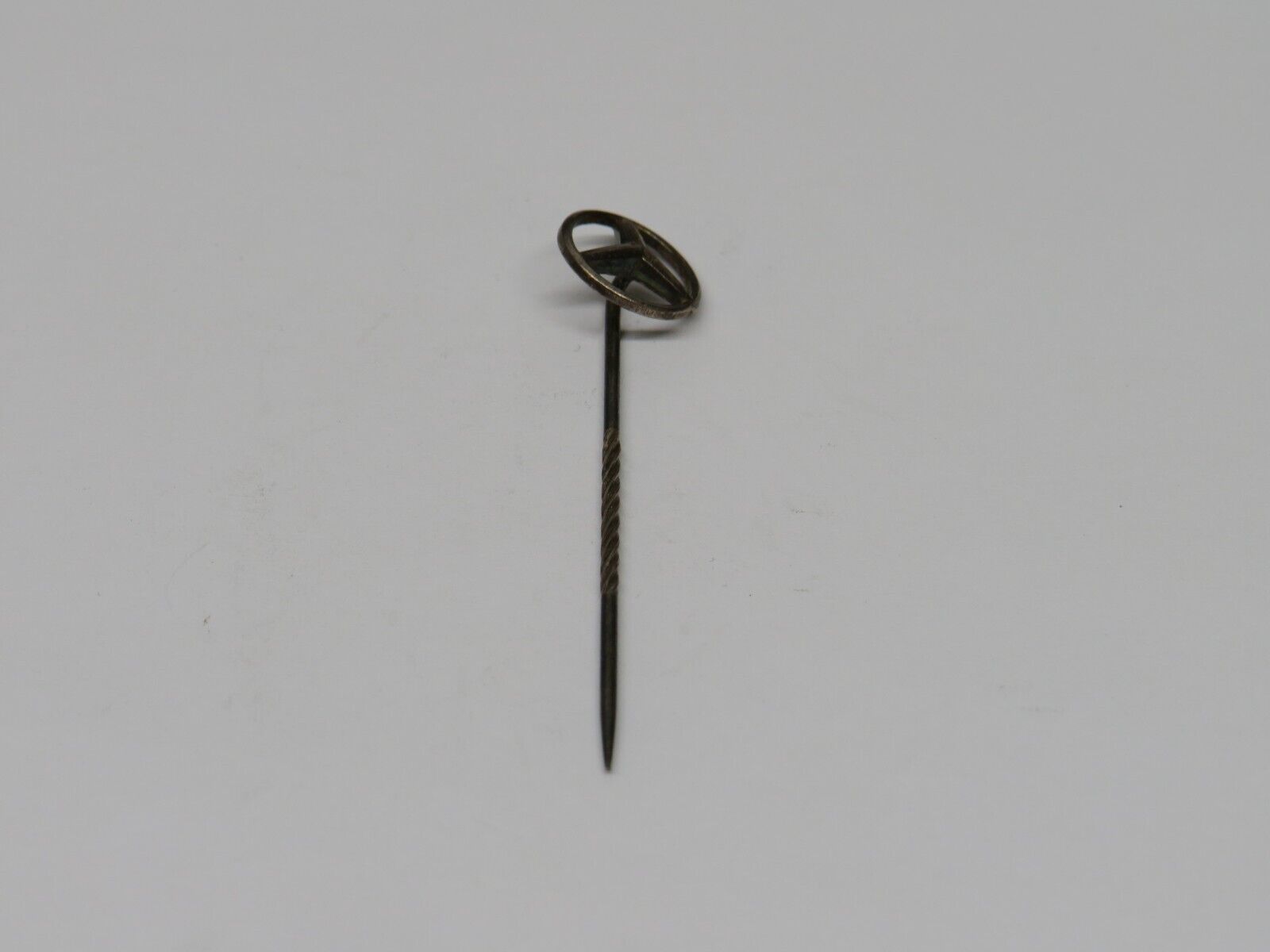 37504 Mercedes-Benz Vintage Lapel Pin Badge