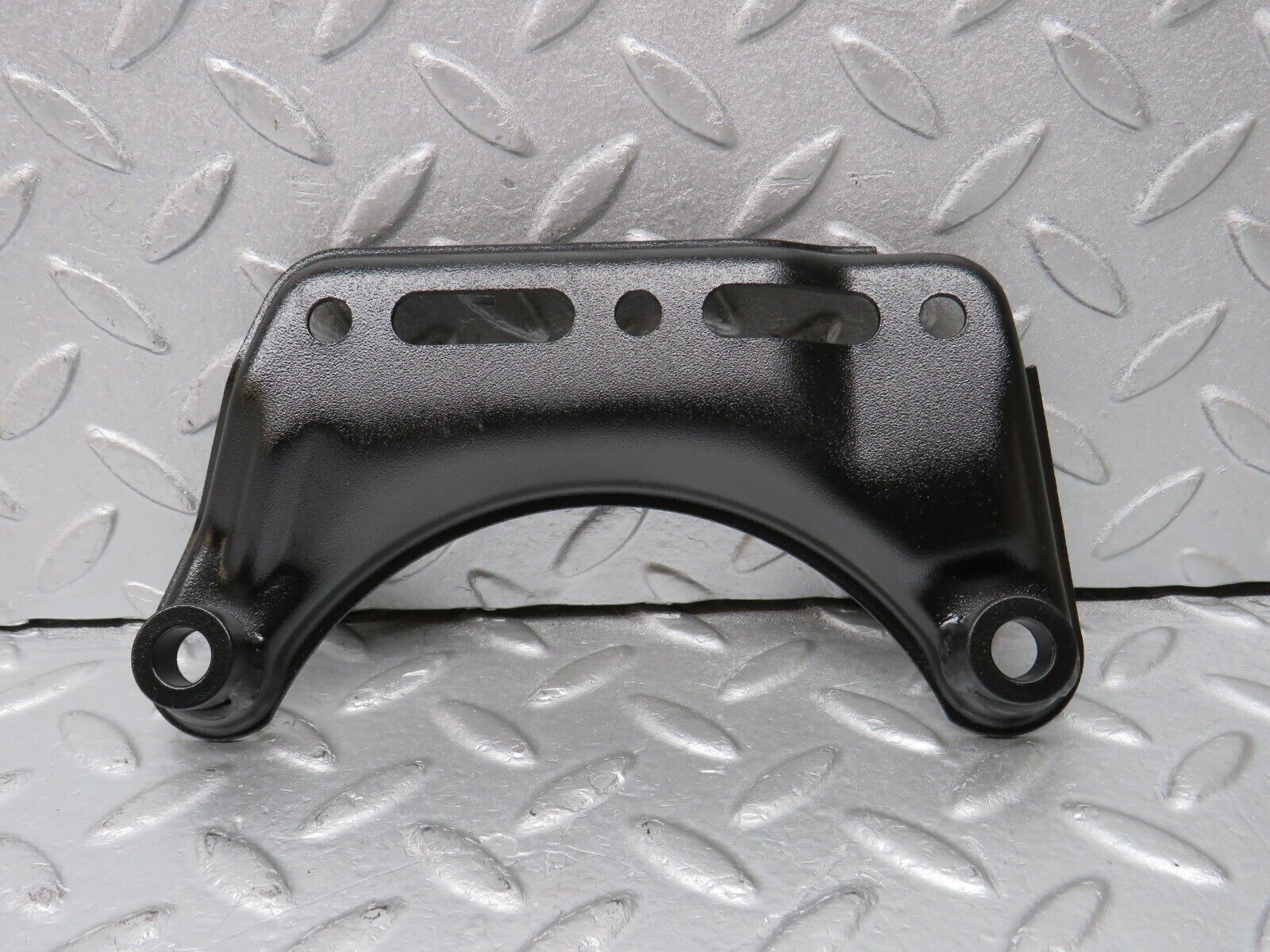 38968 Mercedes-Benz W201 190E 2.6L Air Conditioning Compressor Support Bracket