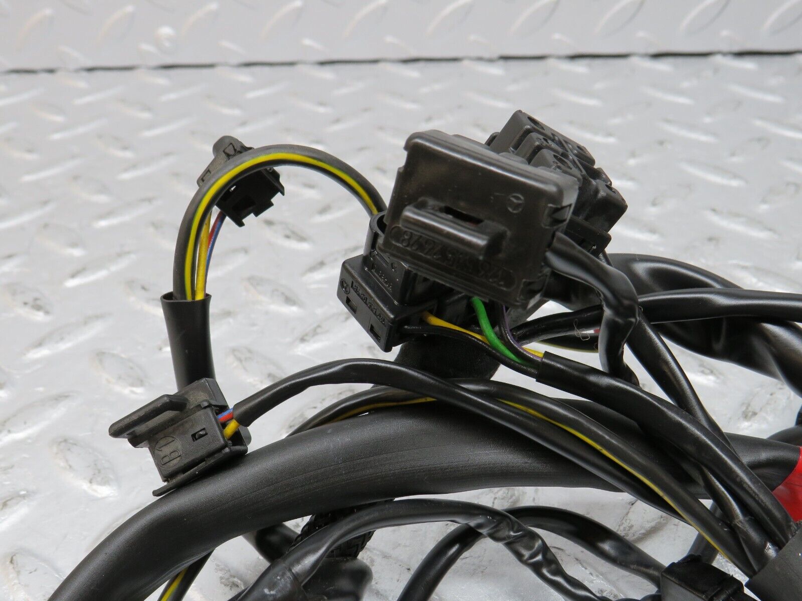 36842 Mercedes-Benz R129 300SL-24 Front Left Electric Seat Wiring 1295401310