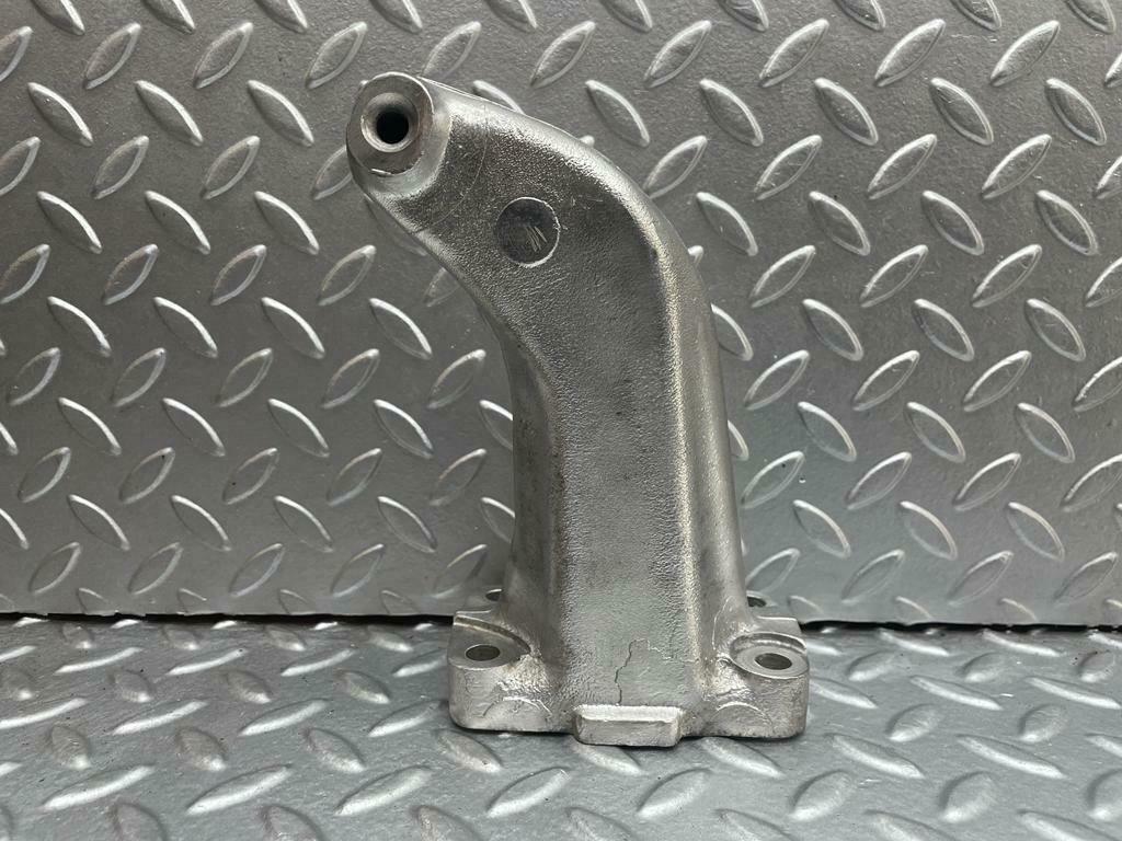 0207 Mercedes-Benz W116 350SE Engine Mount Bracket Right Side 6152231404