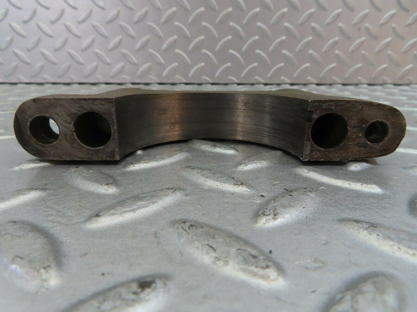 10218 Mercedes-Benz W111 220SE Crankshaft Bearing Holder Block 1800110011