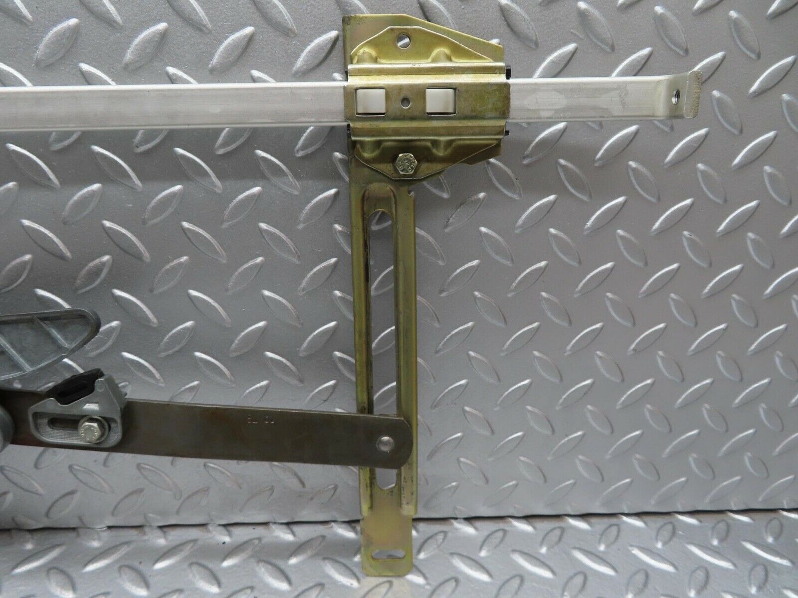 14253 Mercedes-Benz W116 350SE Rear Right Power Window Regulator 1167300446