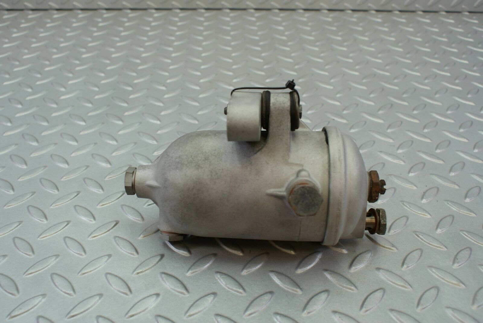 3066 Mercedes-Benz W115 220D Fuel Filter House FJ/AF 5/36