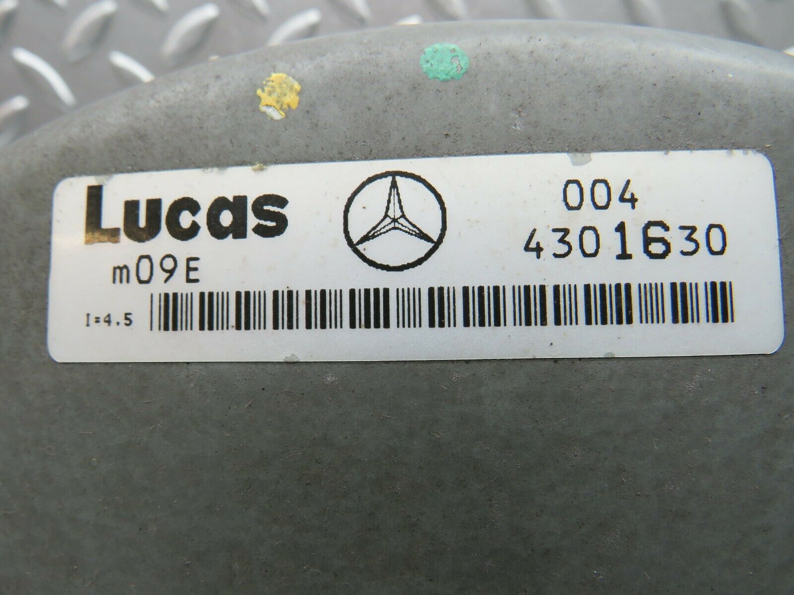 22643 Mercedes-Benz C124 E220 Coupe Brake Booster & 0044301630