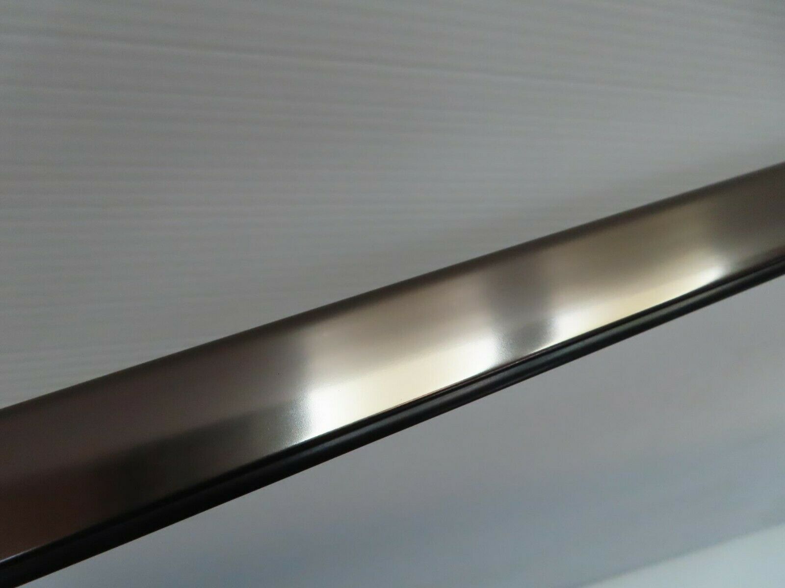 9540 Mercedes-Benz C124 300CE Coupe Roof Chrome Right Side