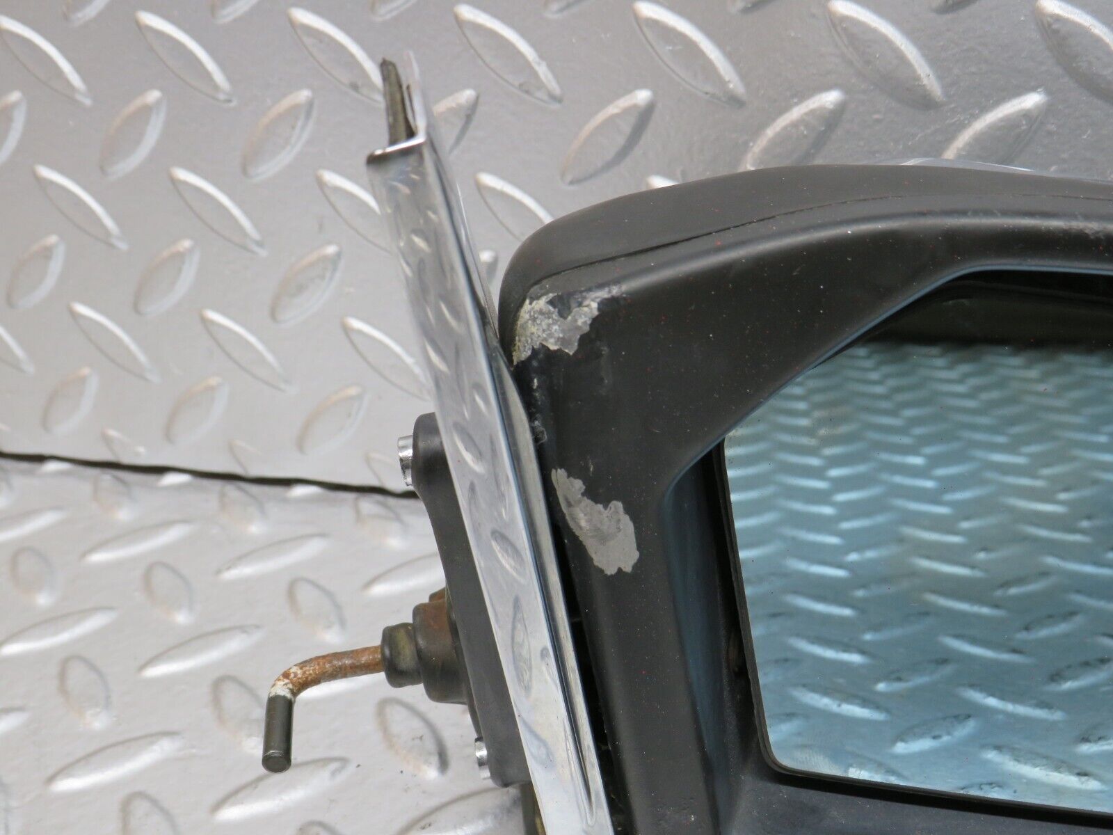 28105 Mercedes-Benz W123 280E Right Wing Mirror Chrome 1238110461