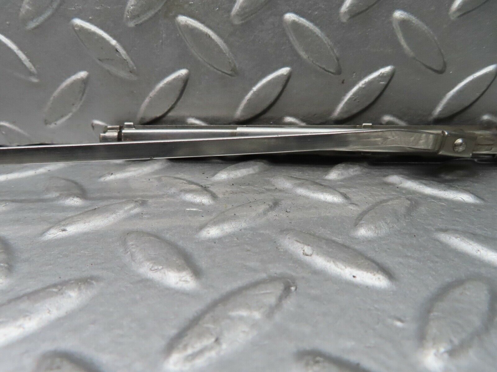 18683 Mercedes-Benz W120 W121 Ponton Wiper Arm