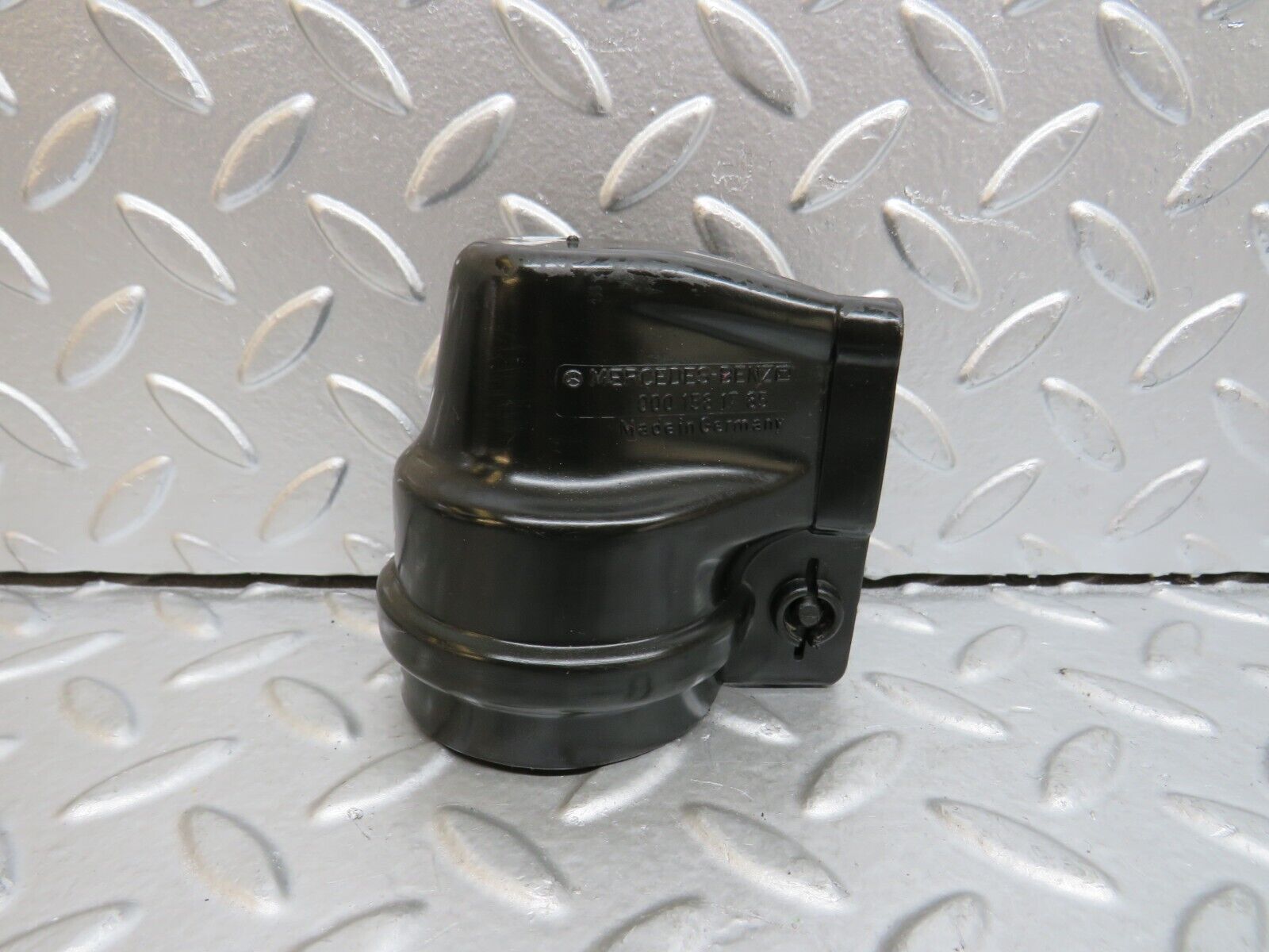 29601 Mercedes-Benz W124 230E Ignition Coil Protective Cap 0001581785