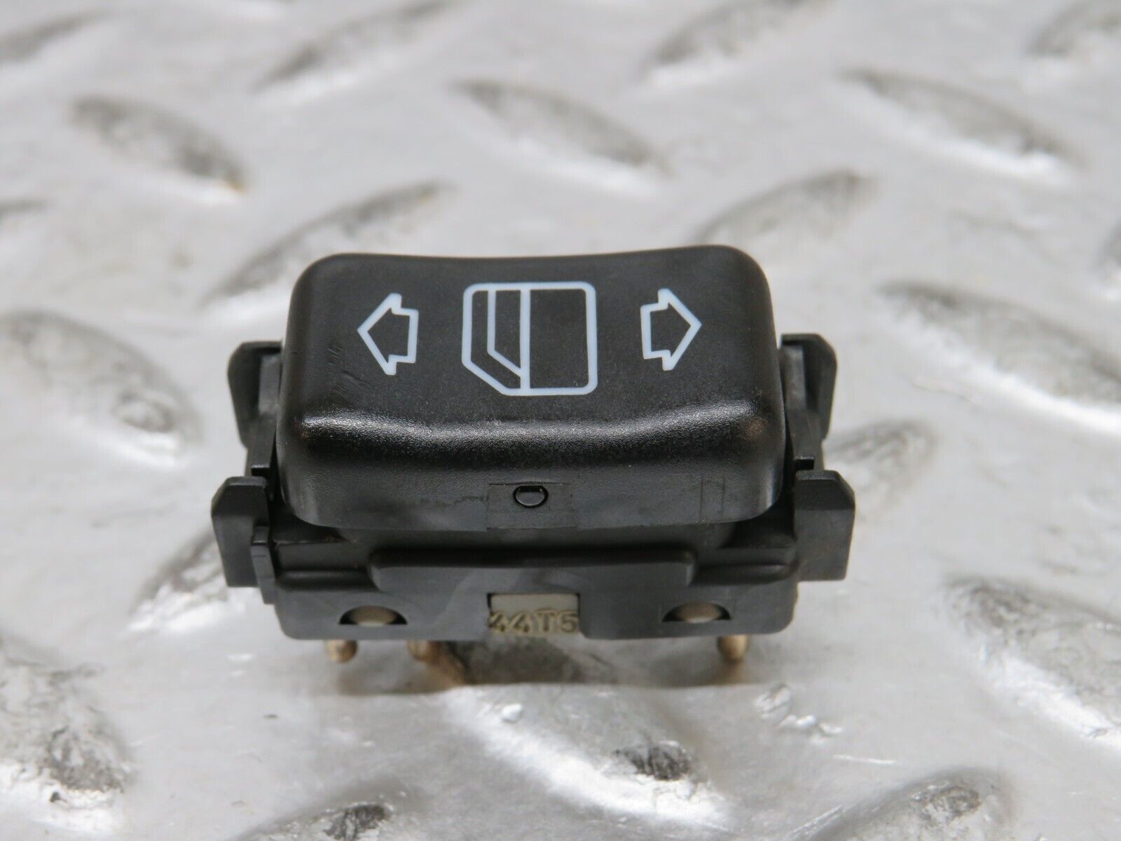 27559 Mercedes-Benz S124 300TE Electric Window Switch Left Side 1248209310