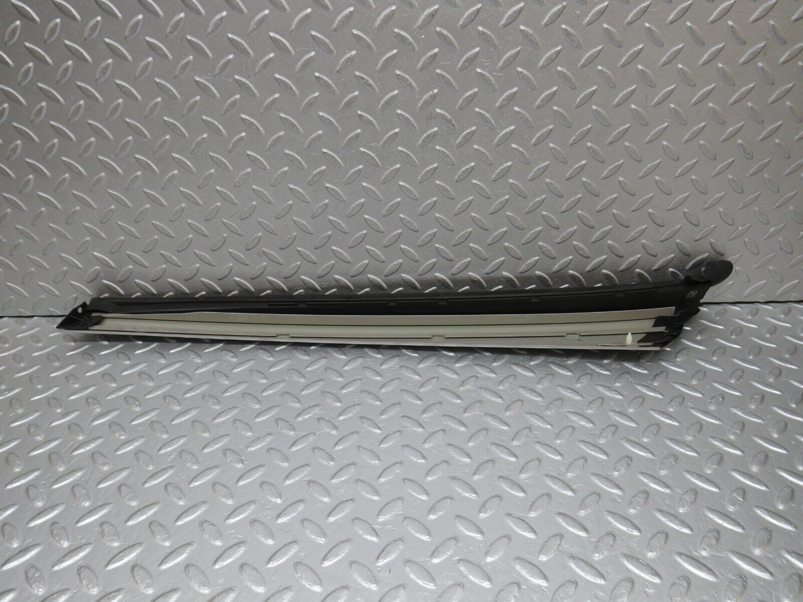 39355 Mercedes-Benz R129 320SL Coupe A Pillar Exterior Cover Trim Left 1296980118 1296980198