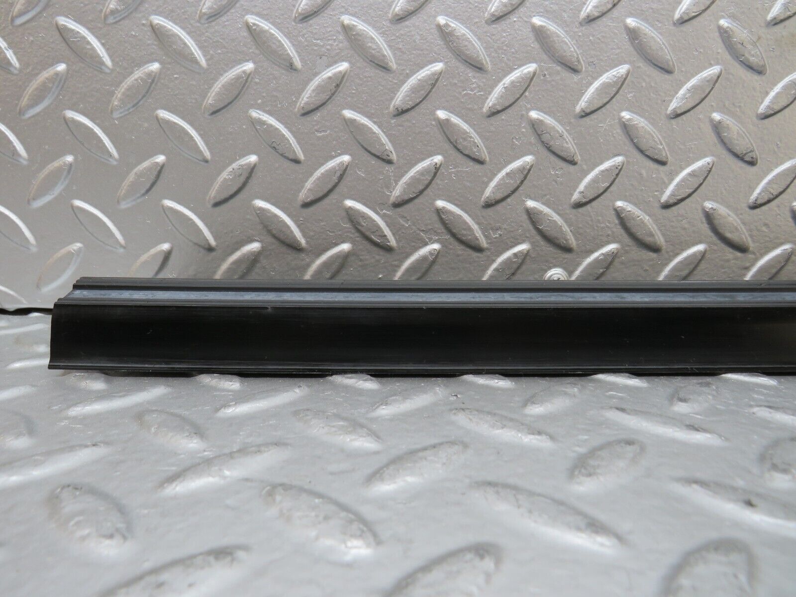 27896 Mercedes-Benz W123 280E Front Left Door Sill Trim Black