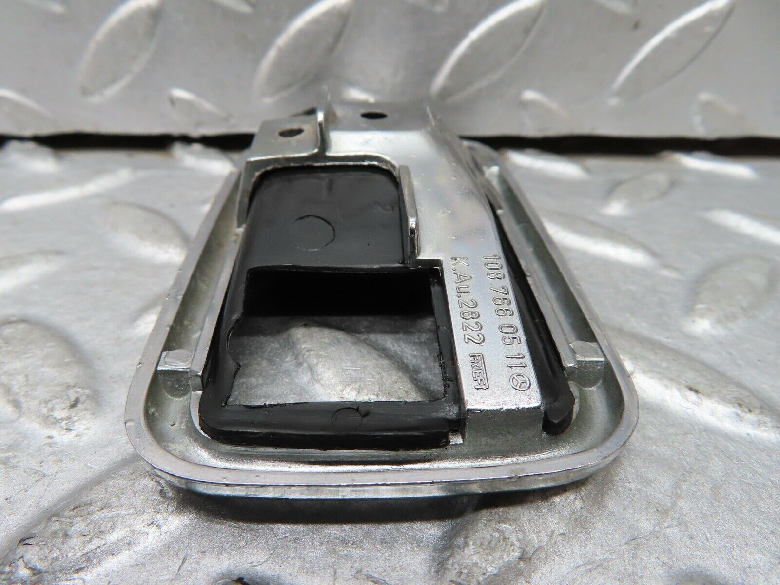 19162 Mercedes-Benz W123 300D Chrome Frame For Door Opener Left 1087660511