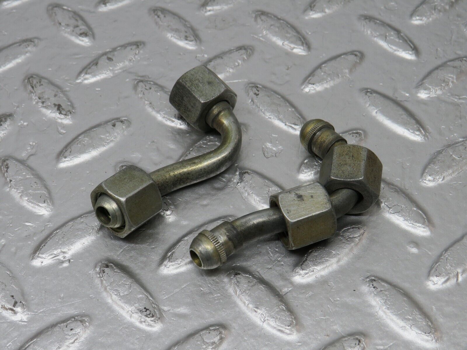 34179 Mercedes-Benz W124 260E Fuel Hose Pipe