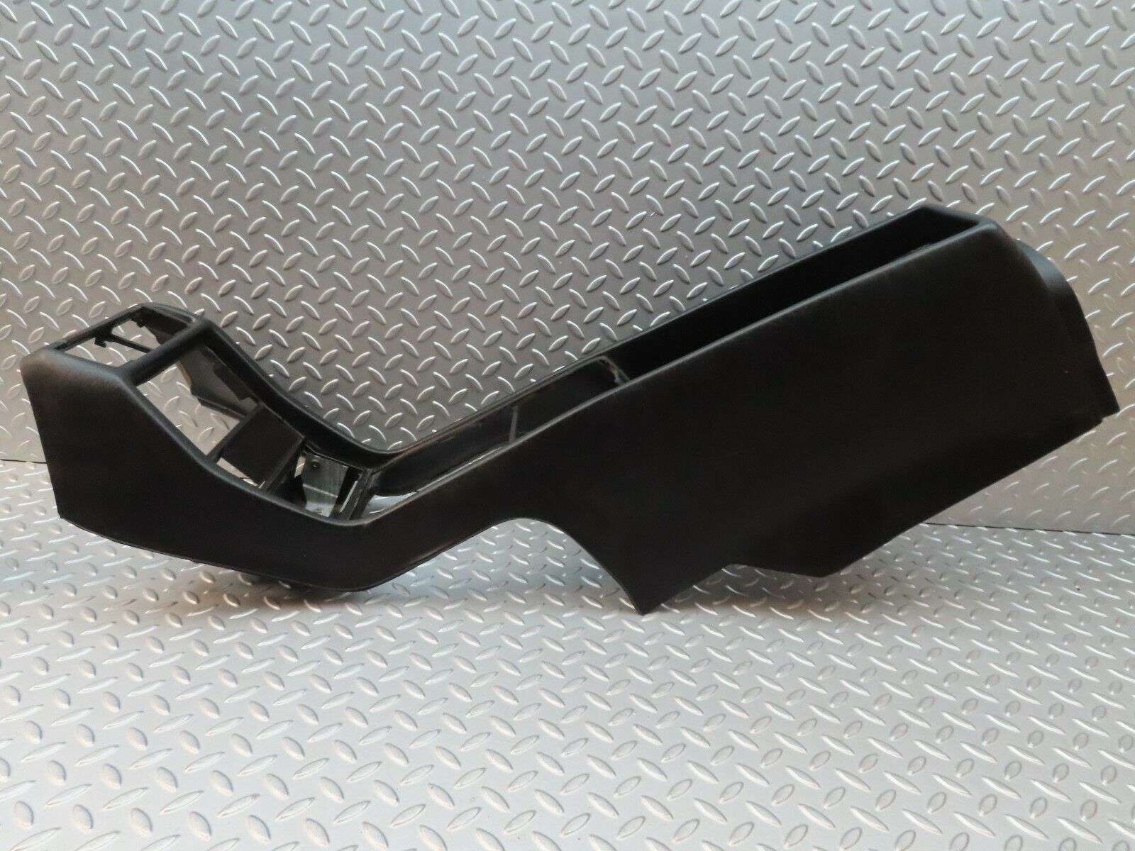 4000 Mercedes-Benz S123 200T Wagon Centre Console Black