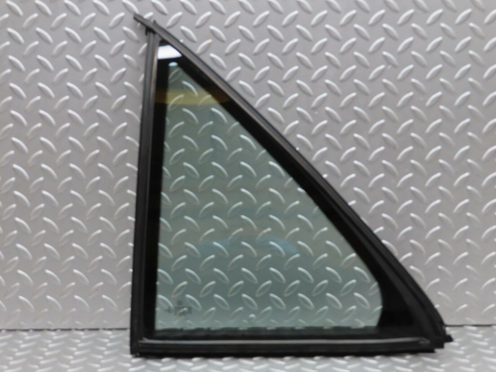 15169 Mercedes-Benz W140 S320 Rear Left Quarter Window 1407350124