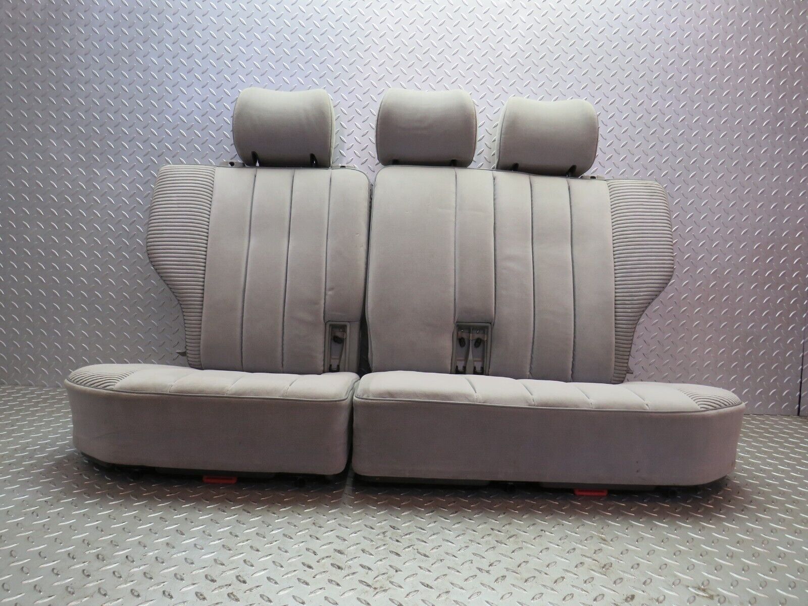 32348 Mercedes-Benz S124 300TE Wagon Rear Seat Grey