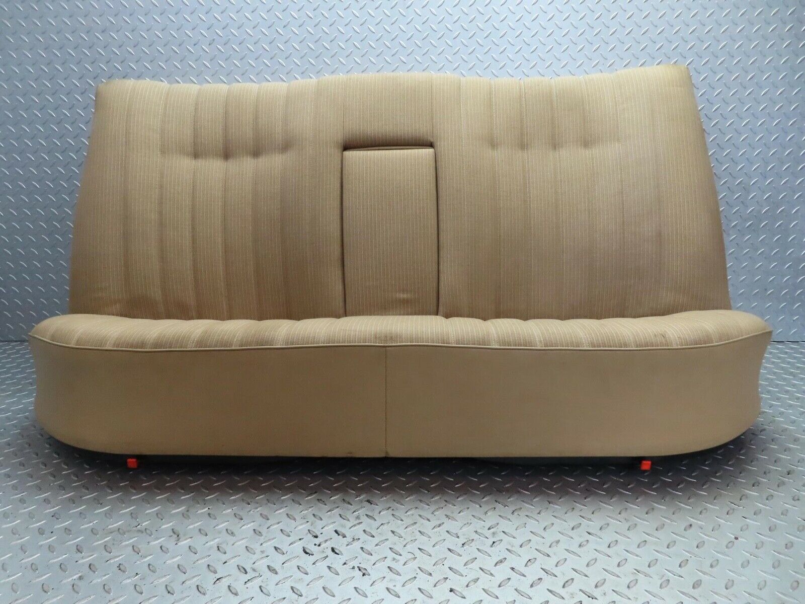 7009 Mercedes-Benz W123 230E Rear Seat 1239202716