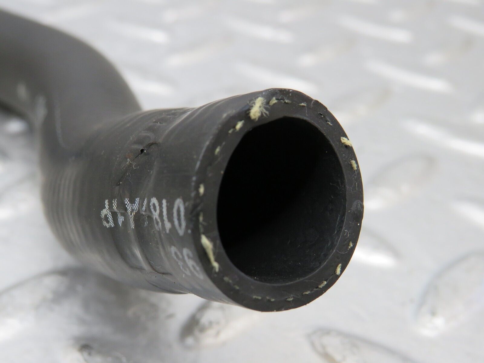 25796 Mercedes-Benz W124 280E Heater Hose 1248327093