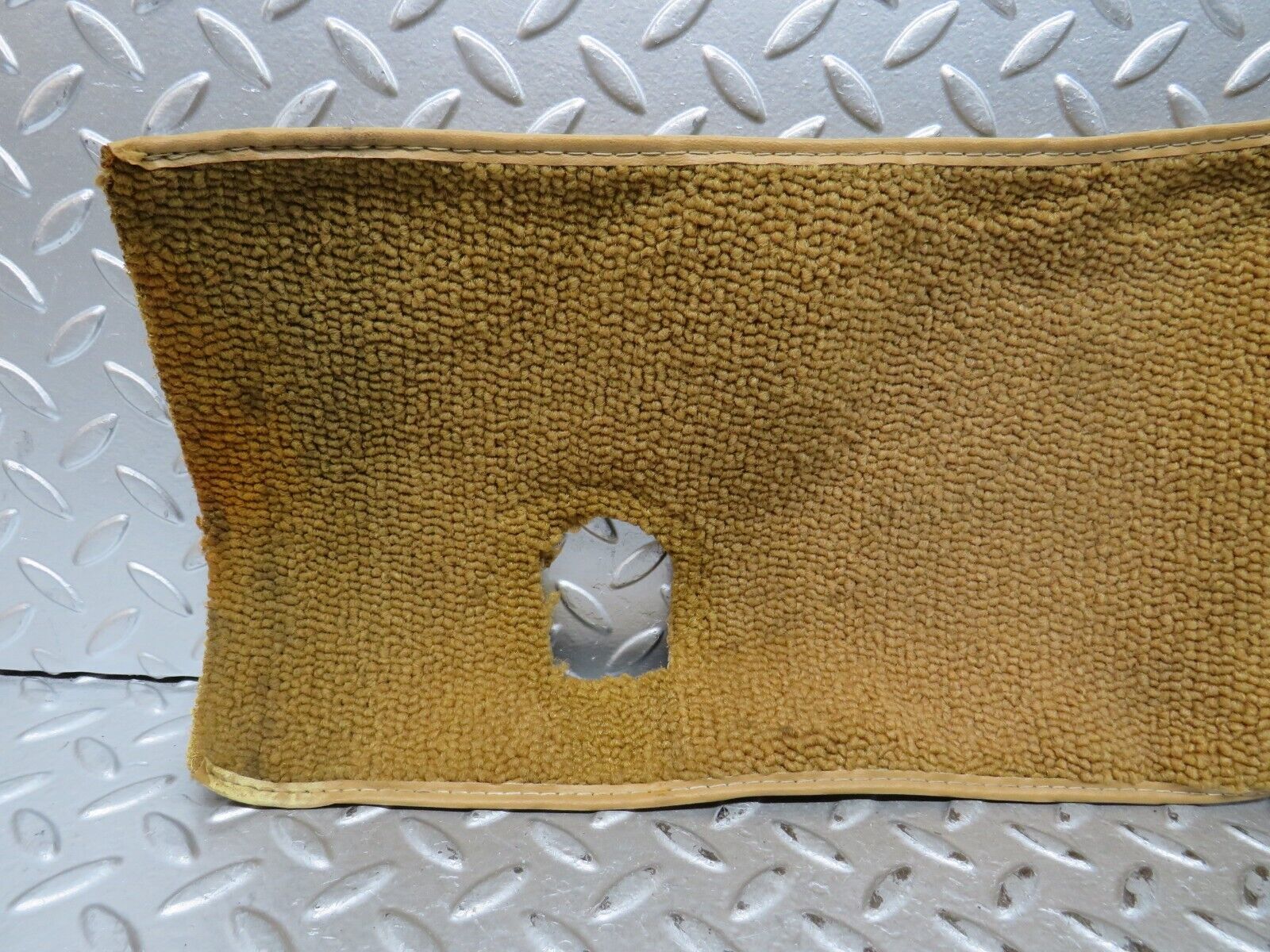 28683 Mercedes-Benz W123 230E Floor Carpet