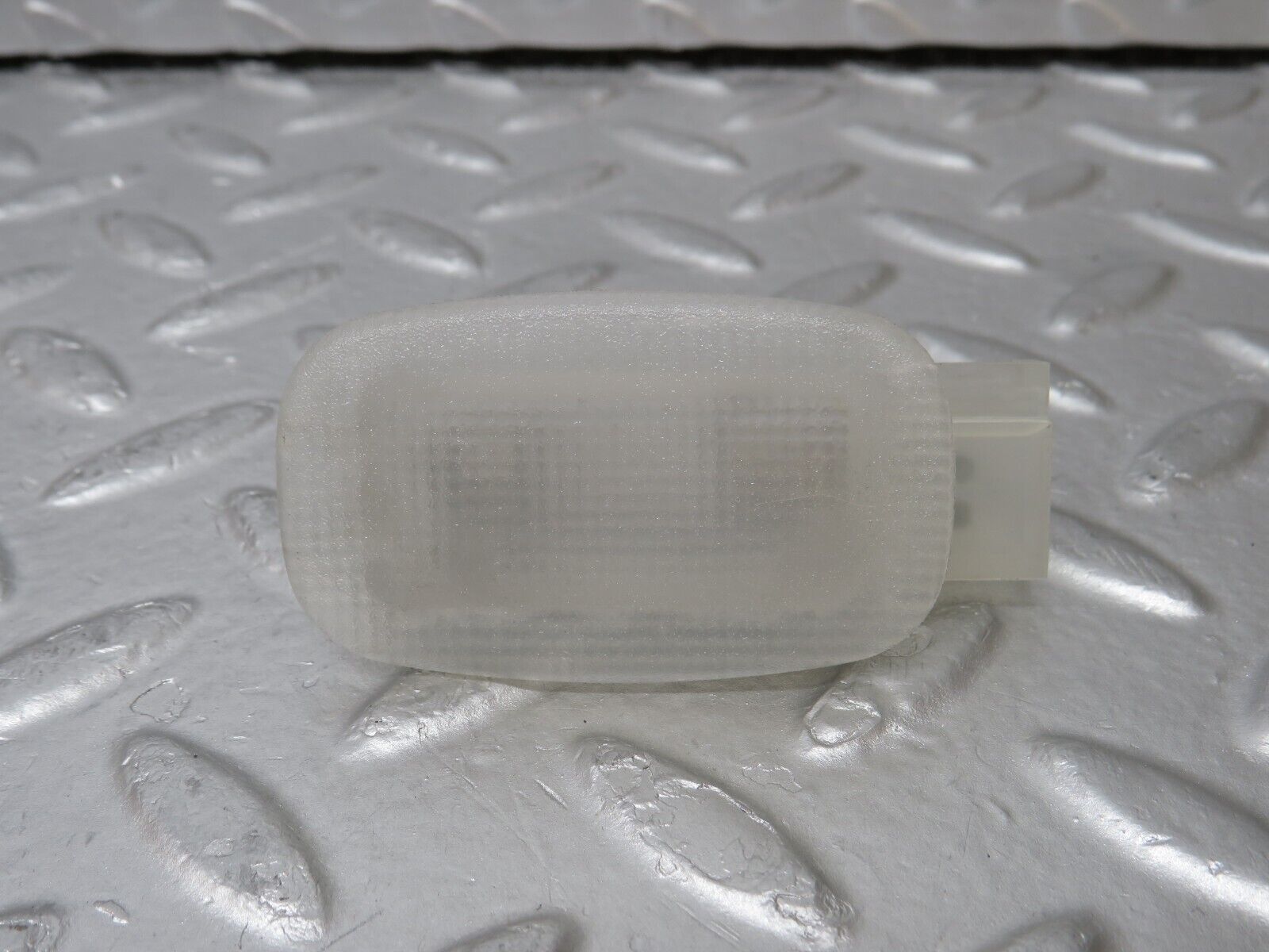 34763 Mercedes-Benz W210 320E Interior Roof Light 2088200501