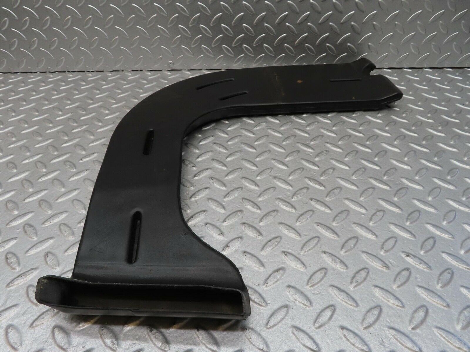 14271 Mercedes-Benz W116 350SE Ventilation Air Duct Right Side 1168311446